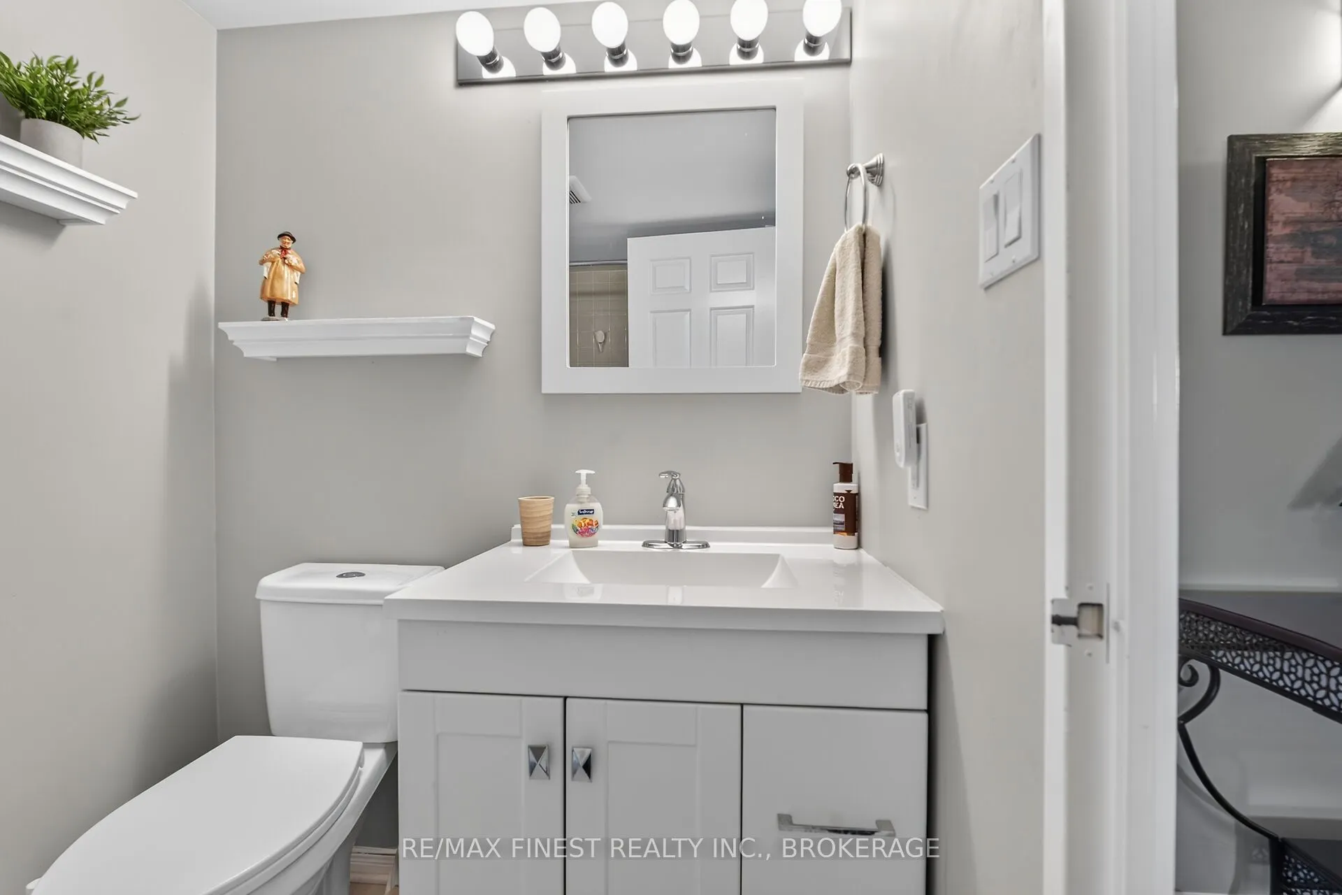 257 Bath Road #502