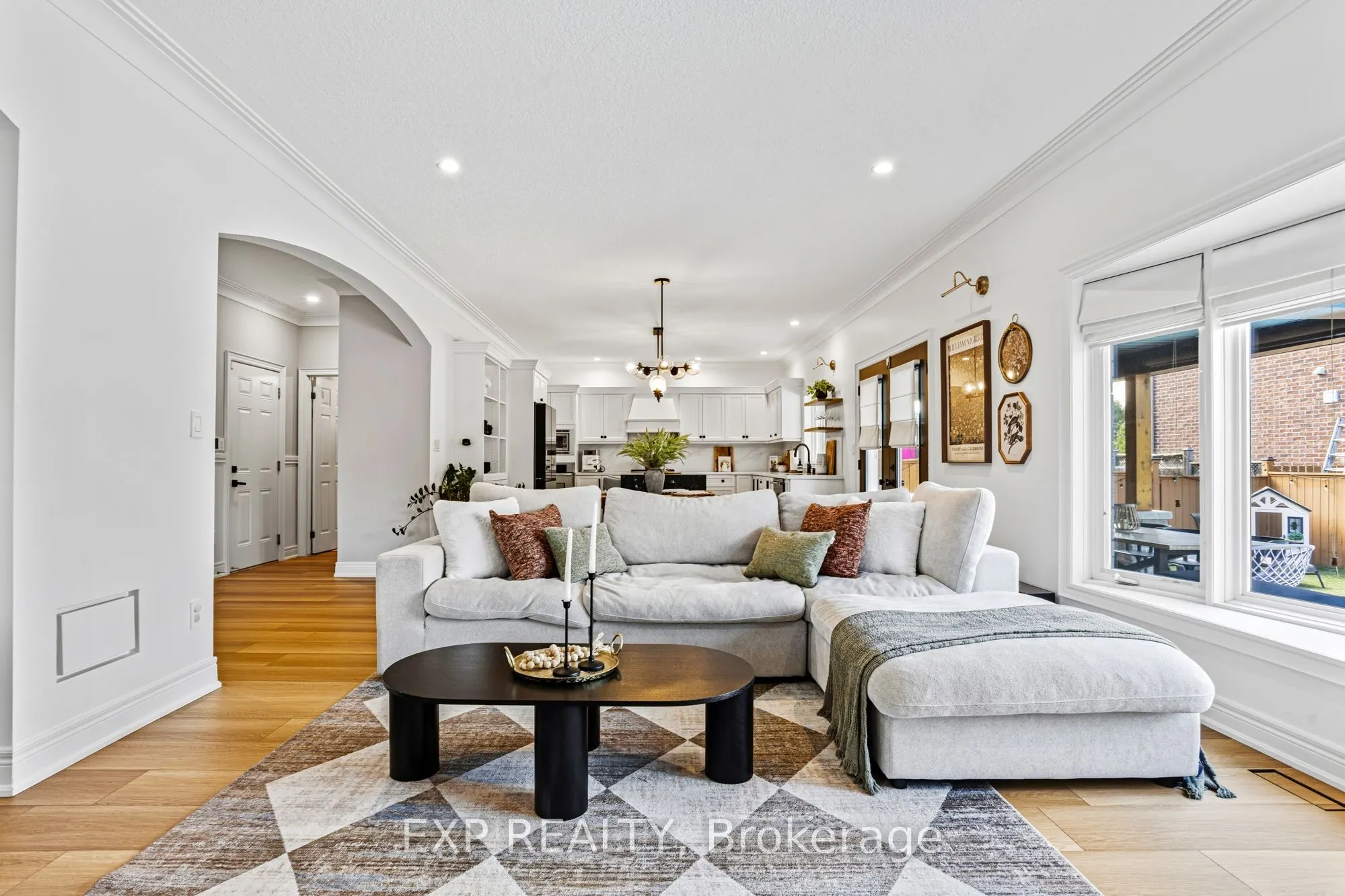 253 Upper Mount Albion Road
