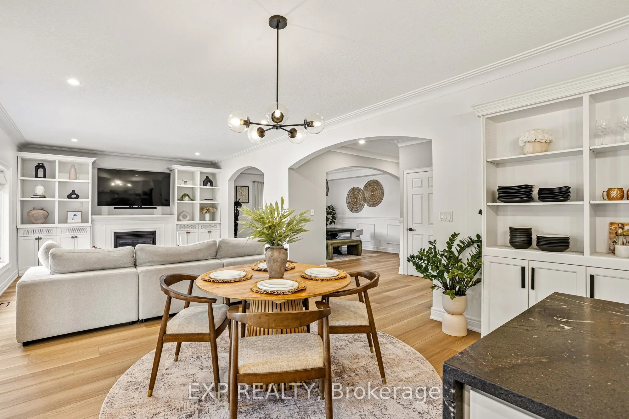 253 Upper Mount Albion Road
