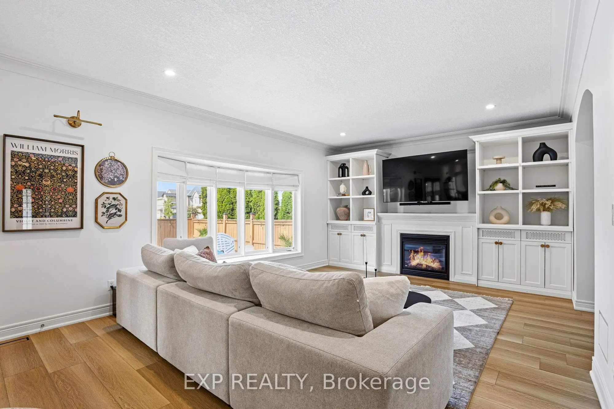 253 Upper Mount Albion Road