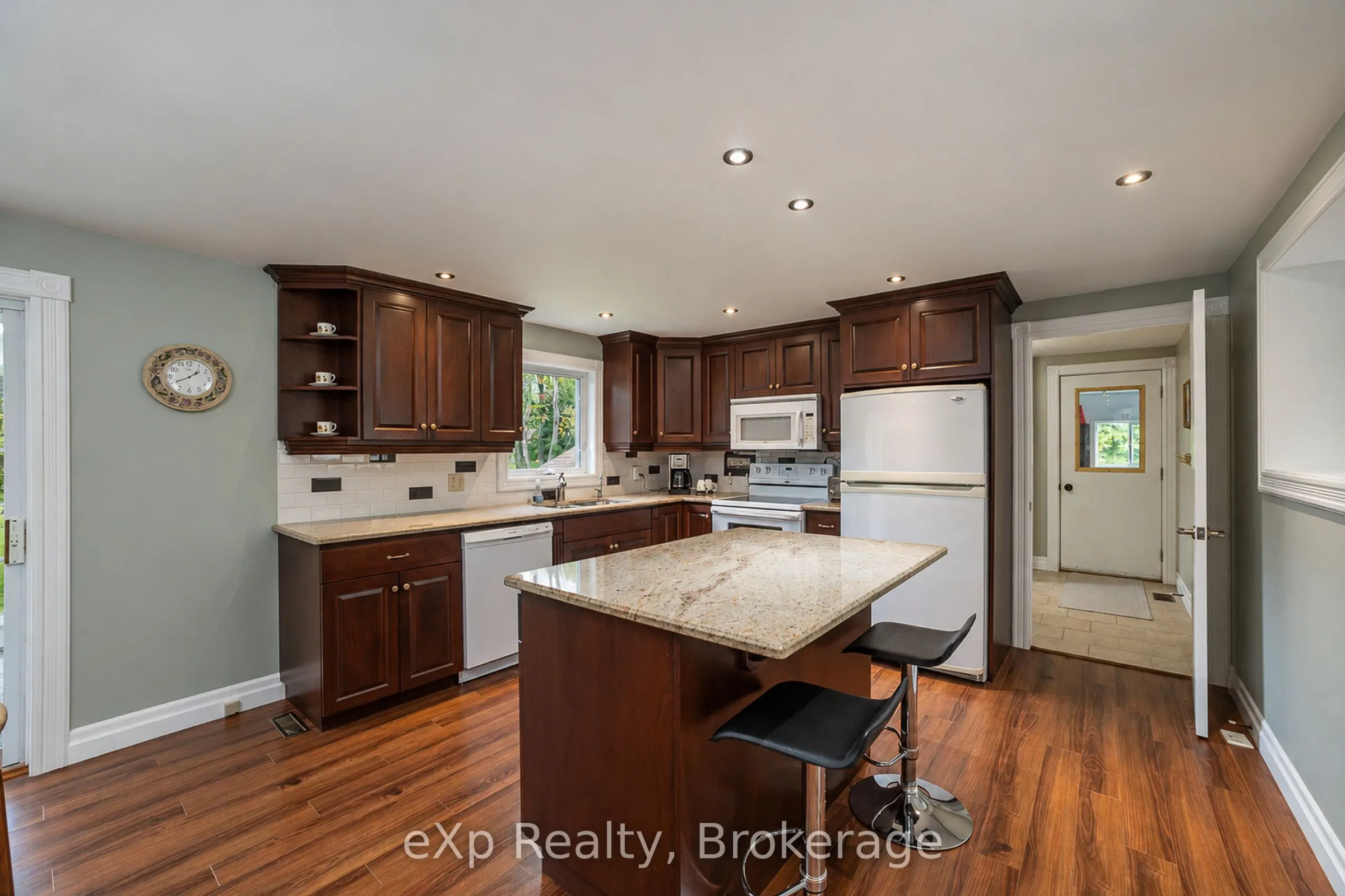 350144 Bayshore Road