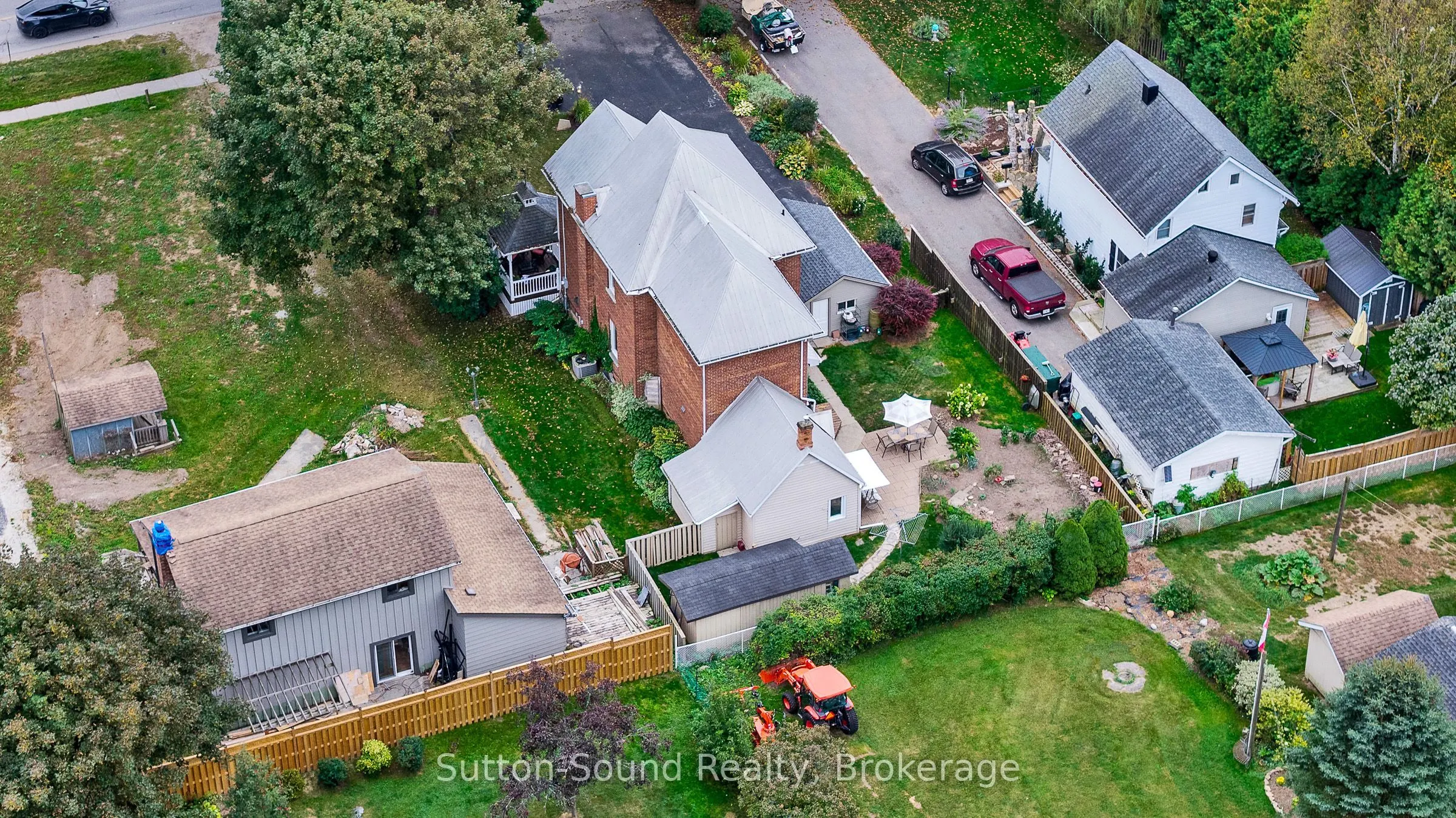 2344 3rd Avenue W