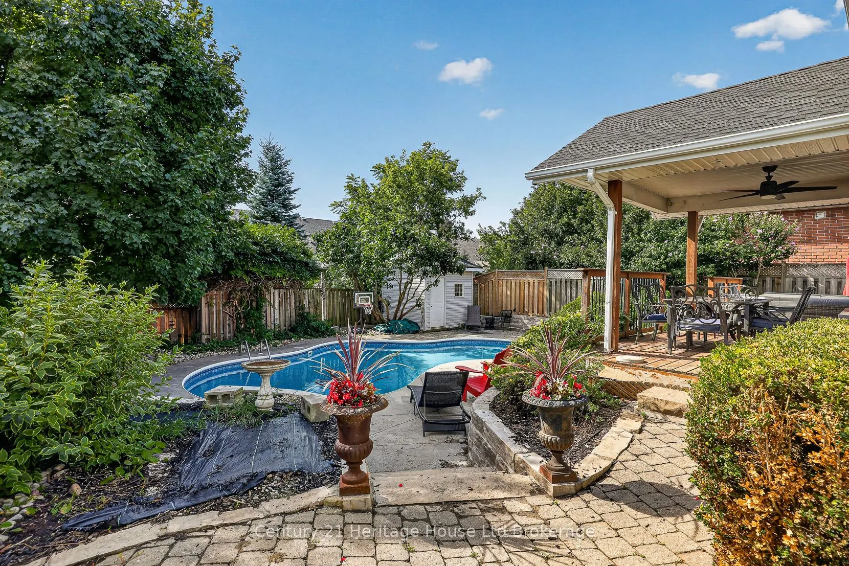 468 Lakeview Drive