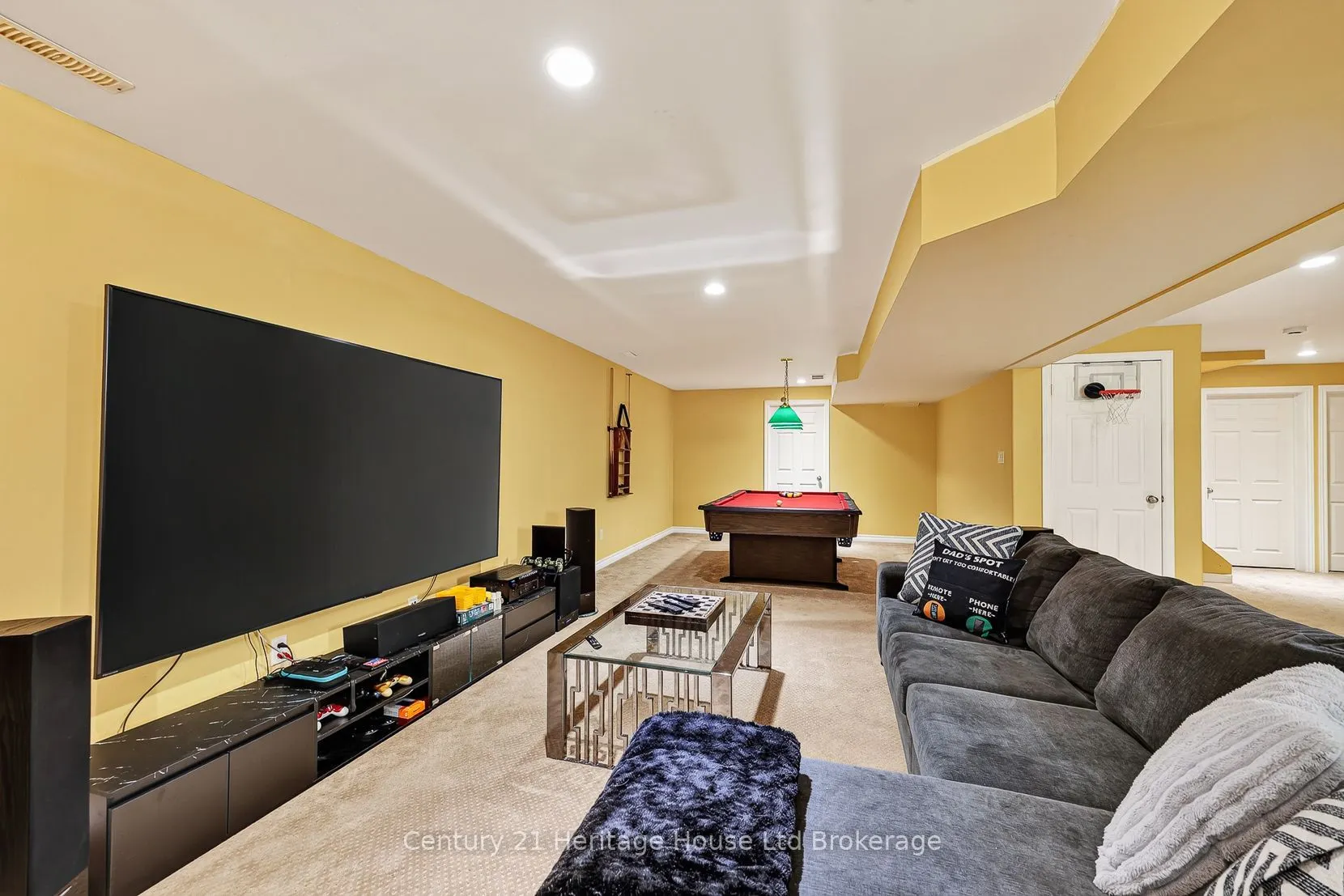 468 Lakeview Drive