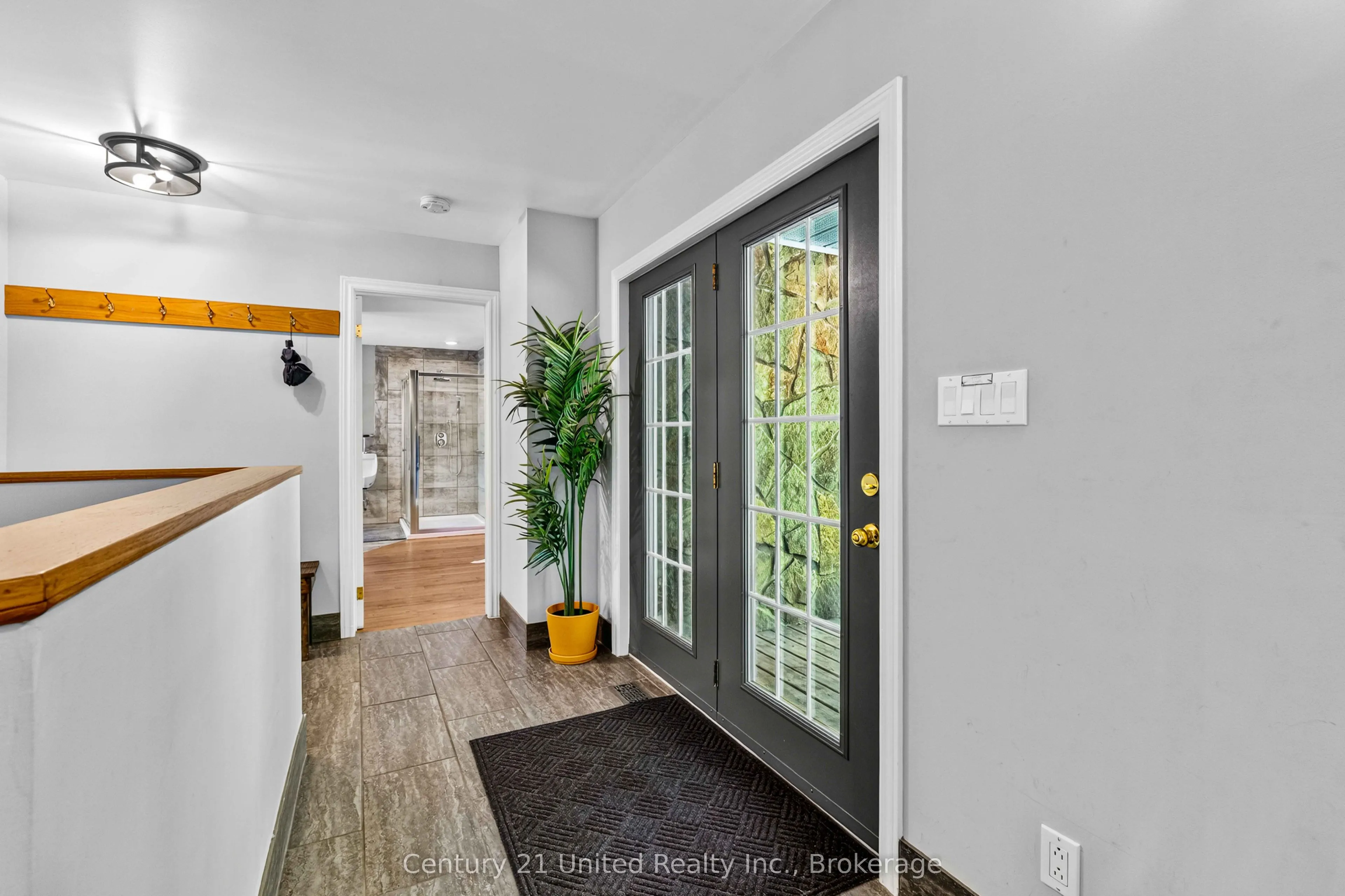 79 Oakridge Road