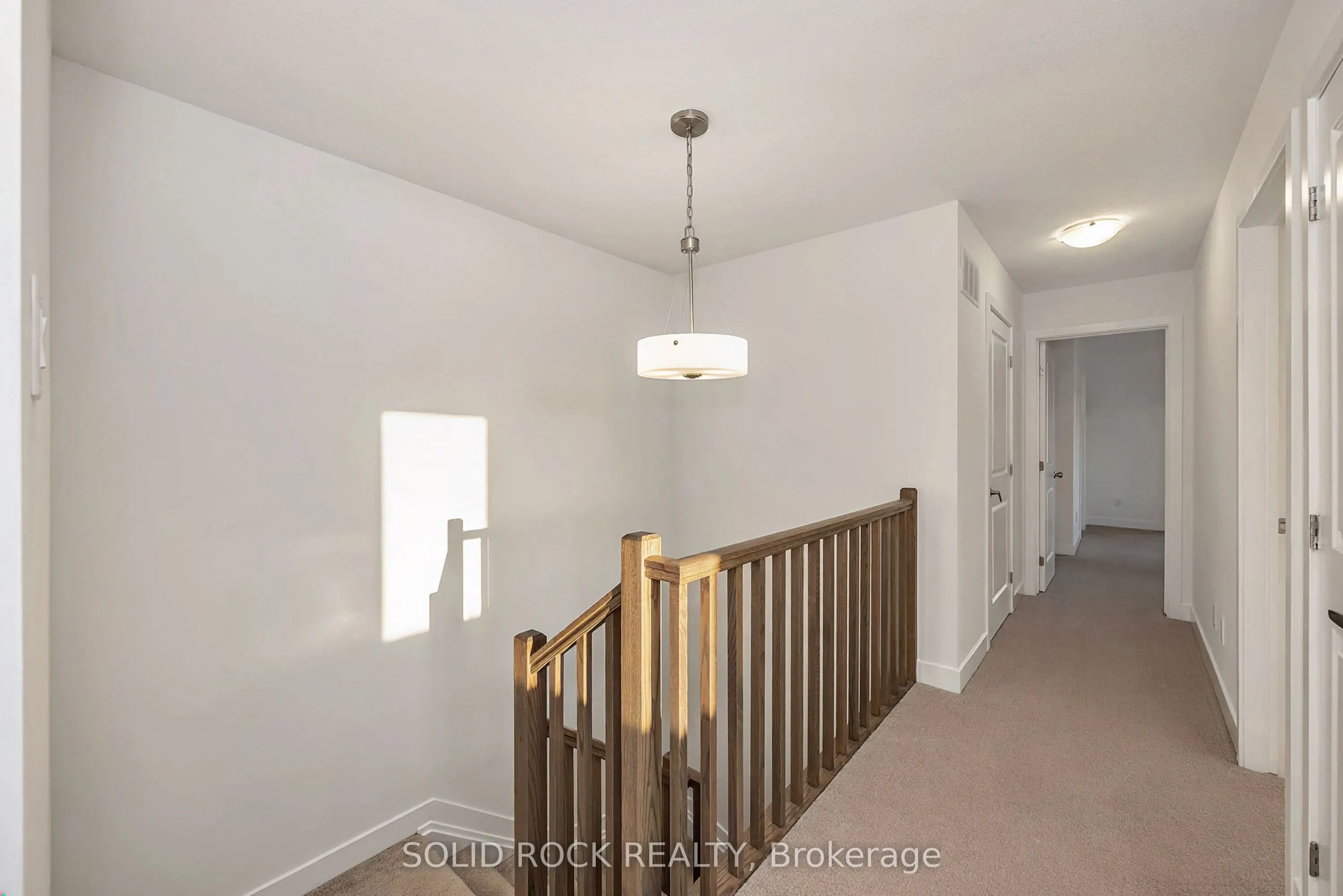 859 Solarium Avenue E