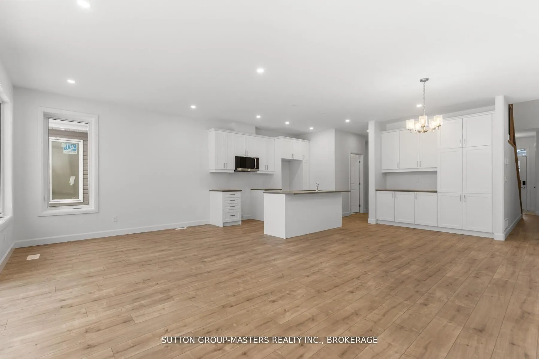 216 Superior Drive