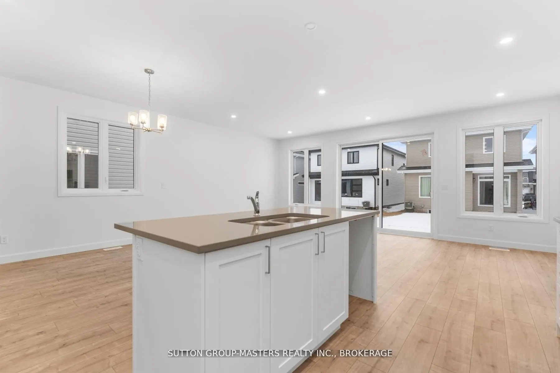 216 Superior Drive