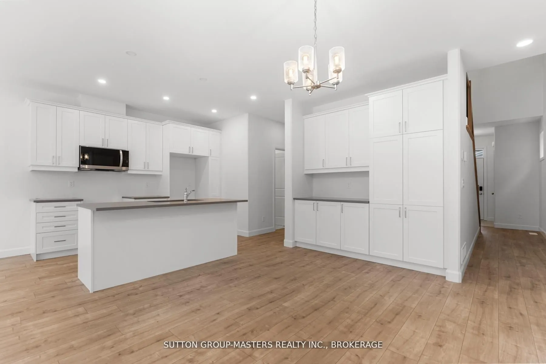 216 Superior Drive