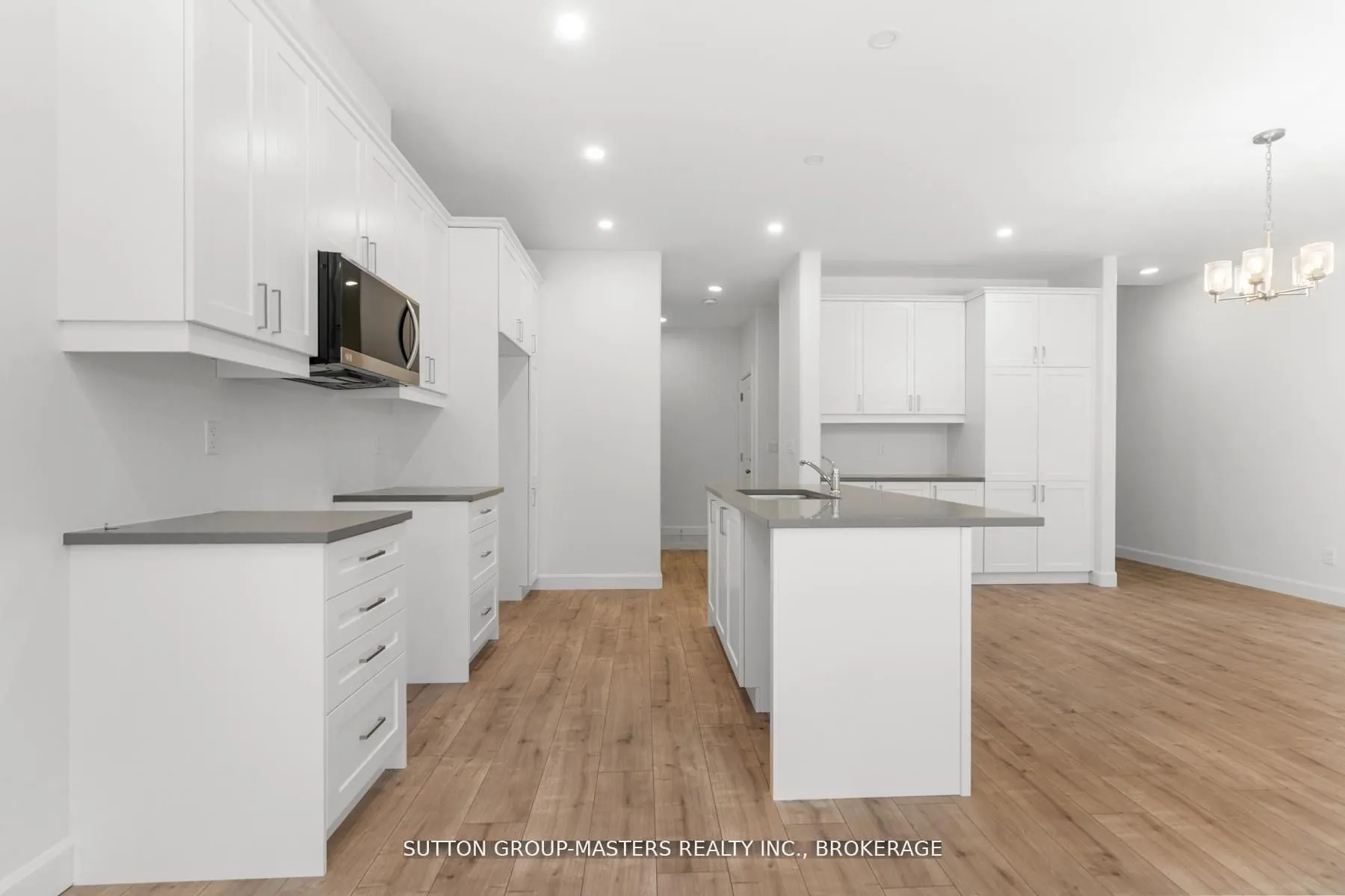 216 Superior Drive