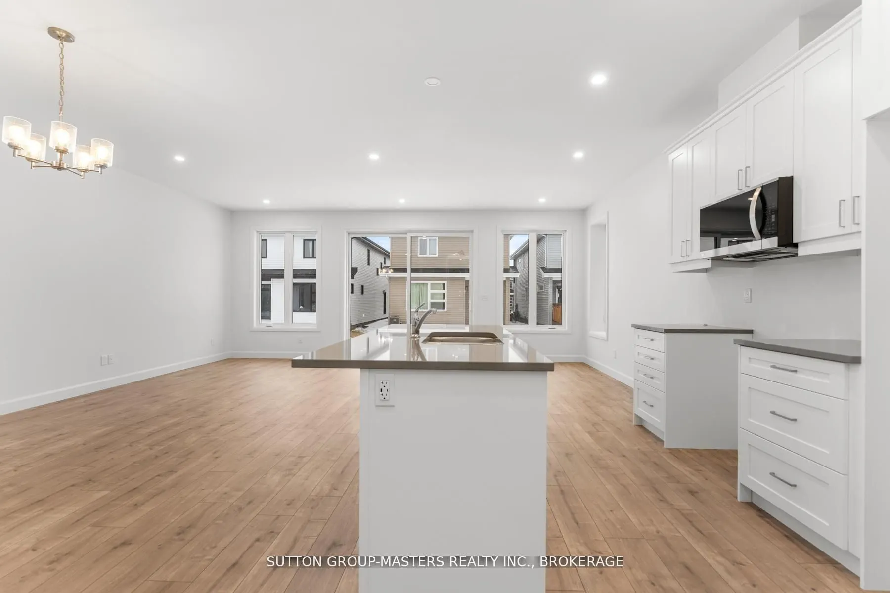 216 Superior Drive
