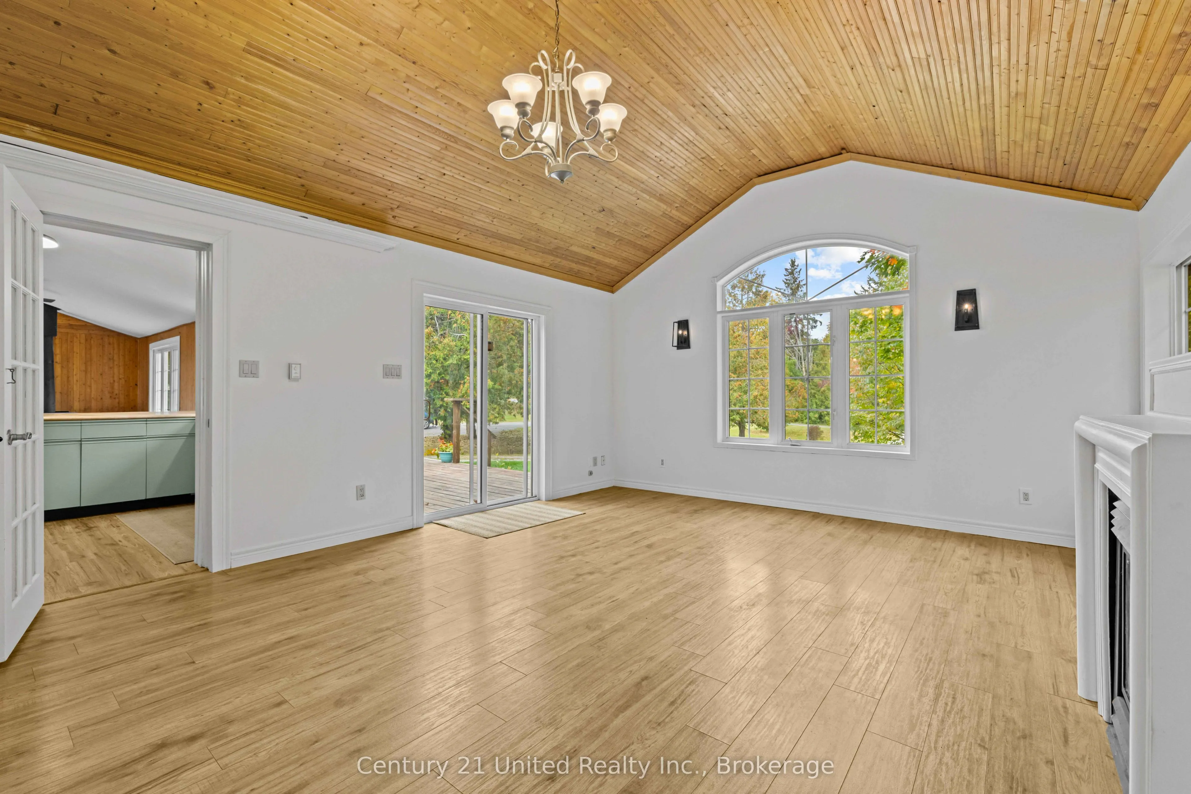 1249 Birchview Road