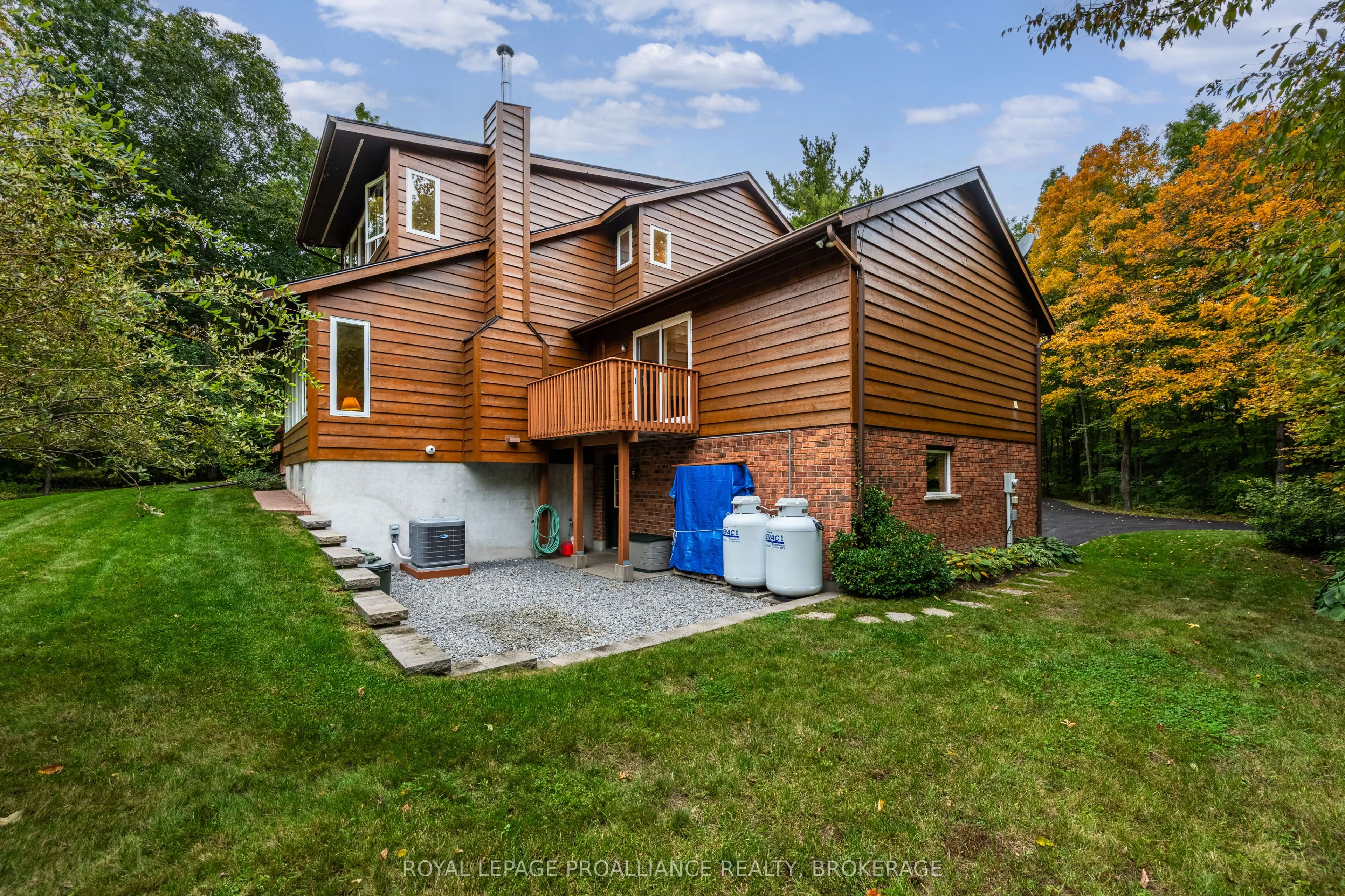 1612 Grousewood Lane