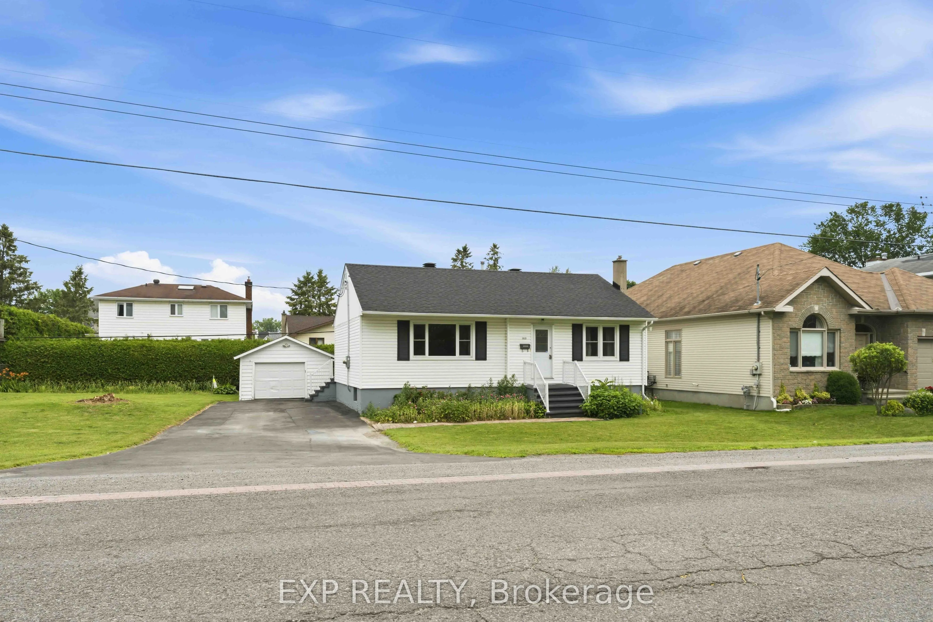 1613 Queensdale Avenue