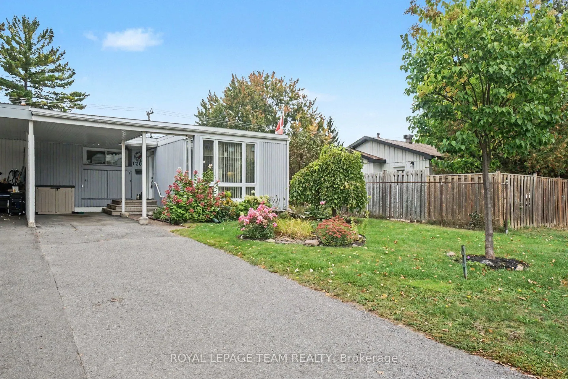 1201 Meadowlands Drive E