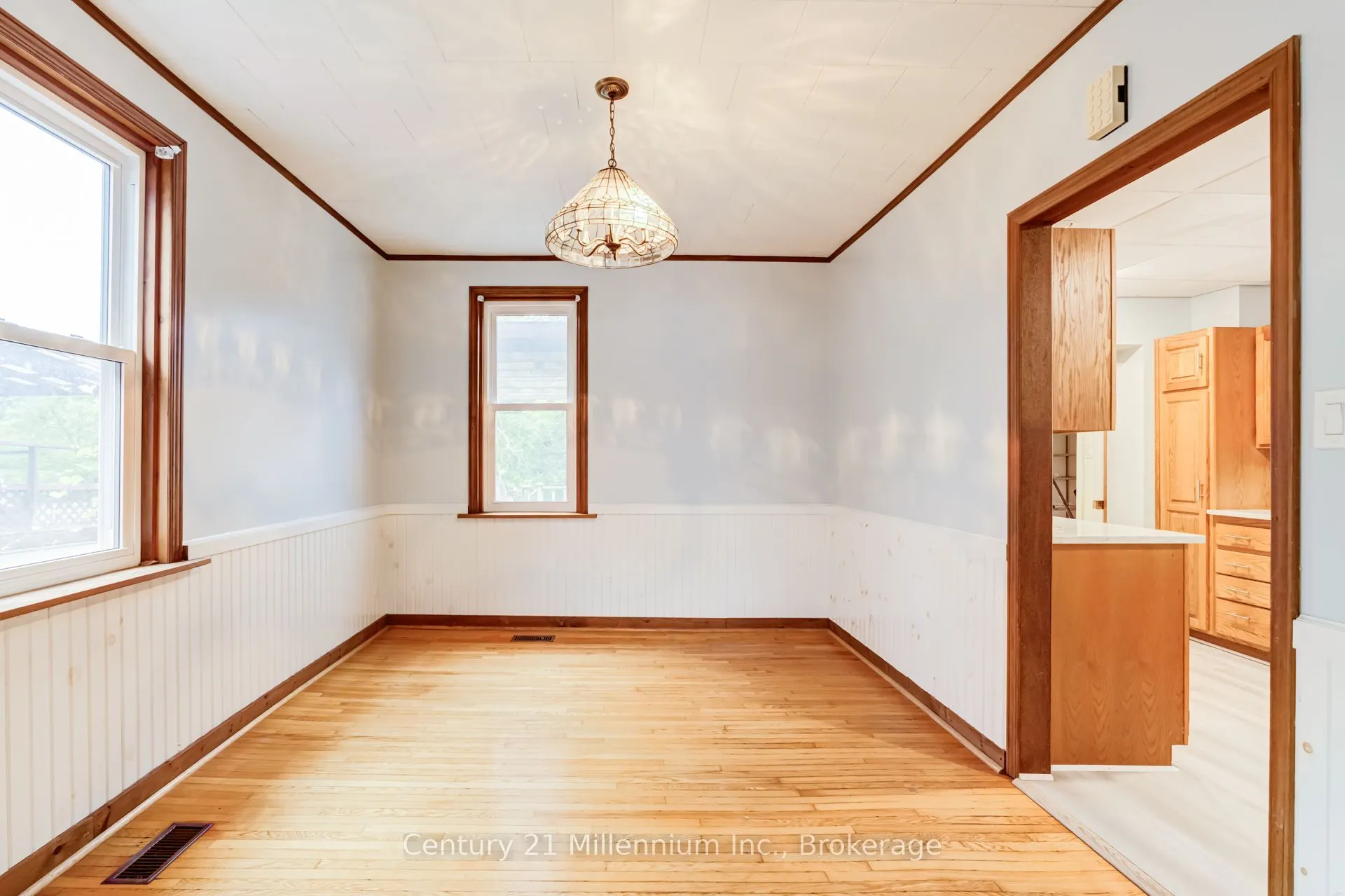 432 14th Street W