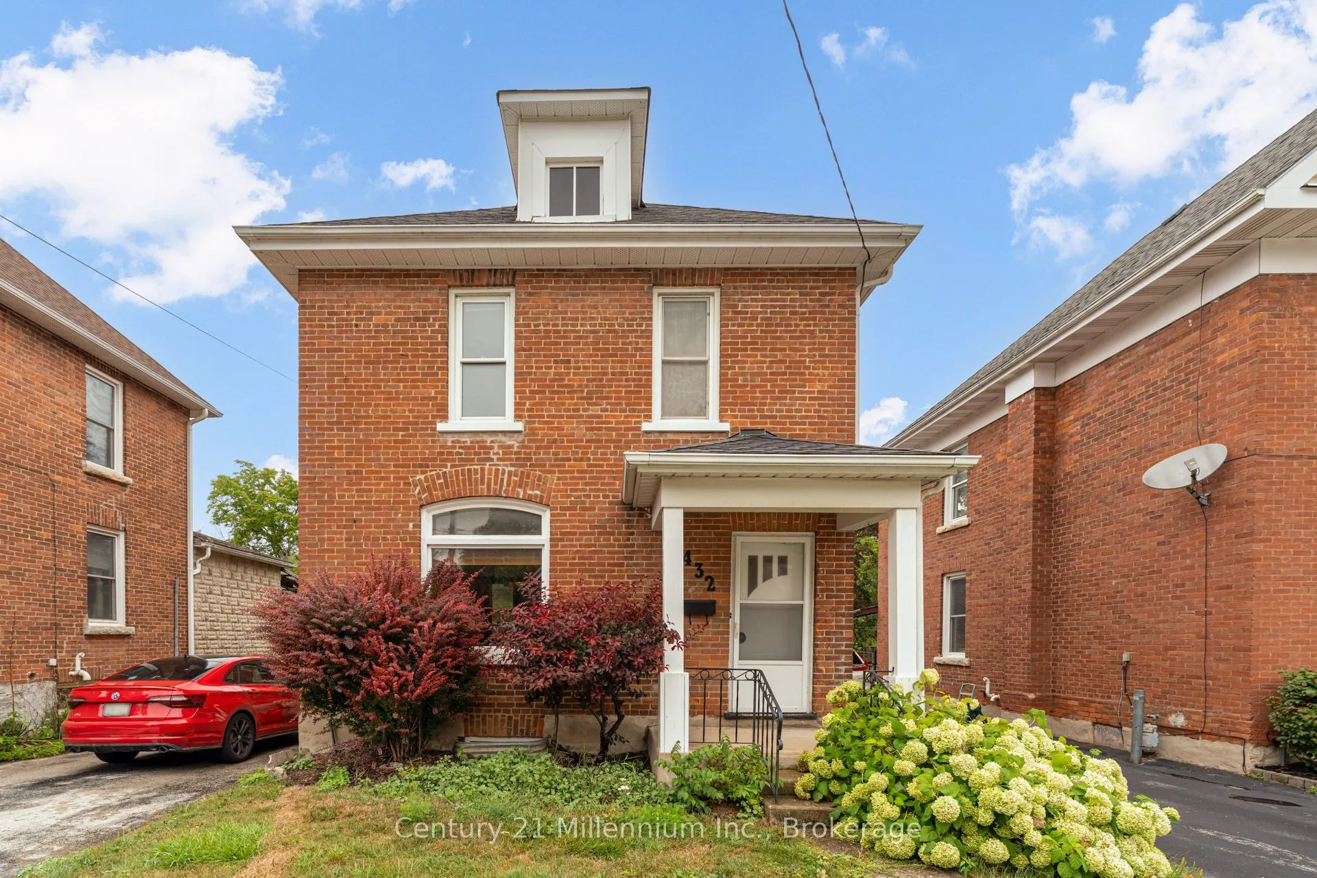432 14th Street W