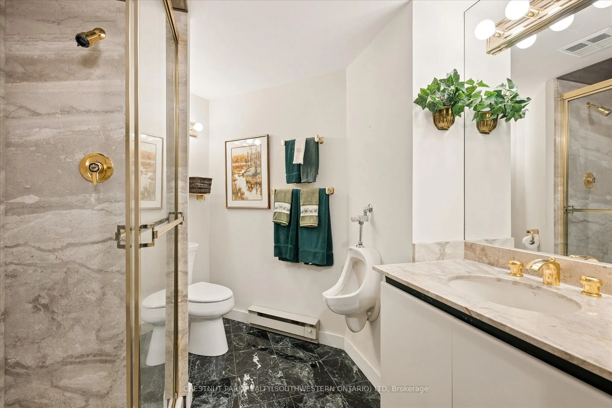 265 Westcourt Place #PH9