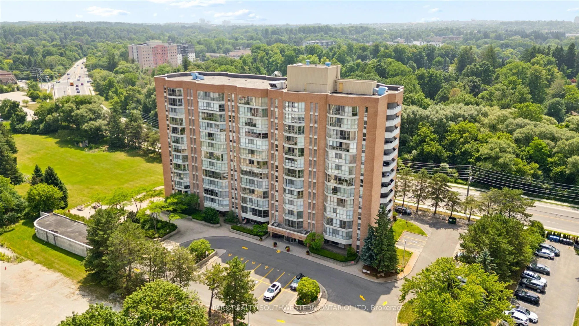 265 Westcourt Place #PH9