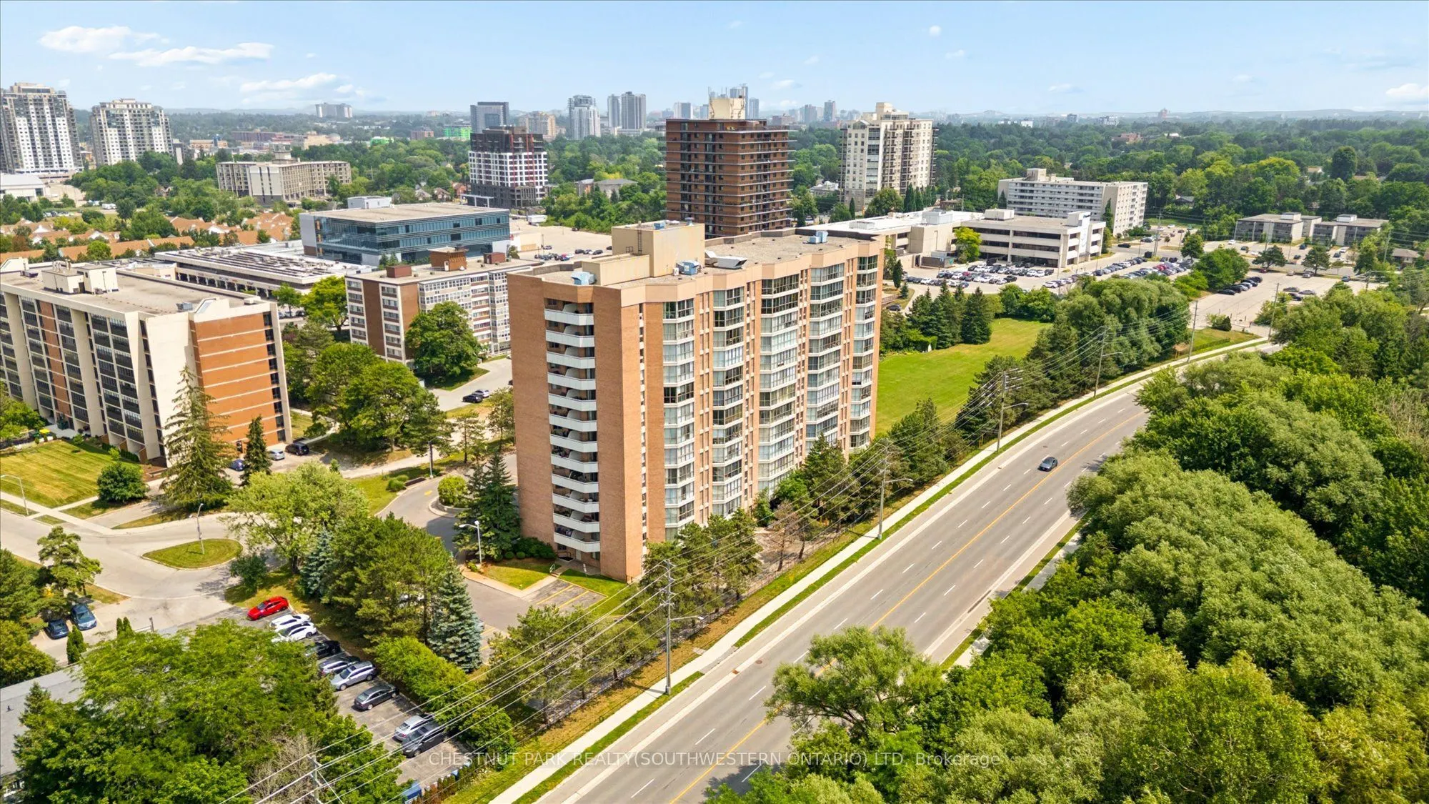 265 Westcourt Place #PH9
