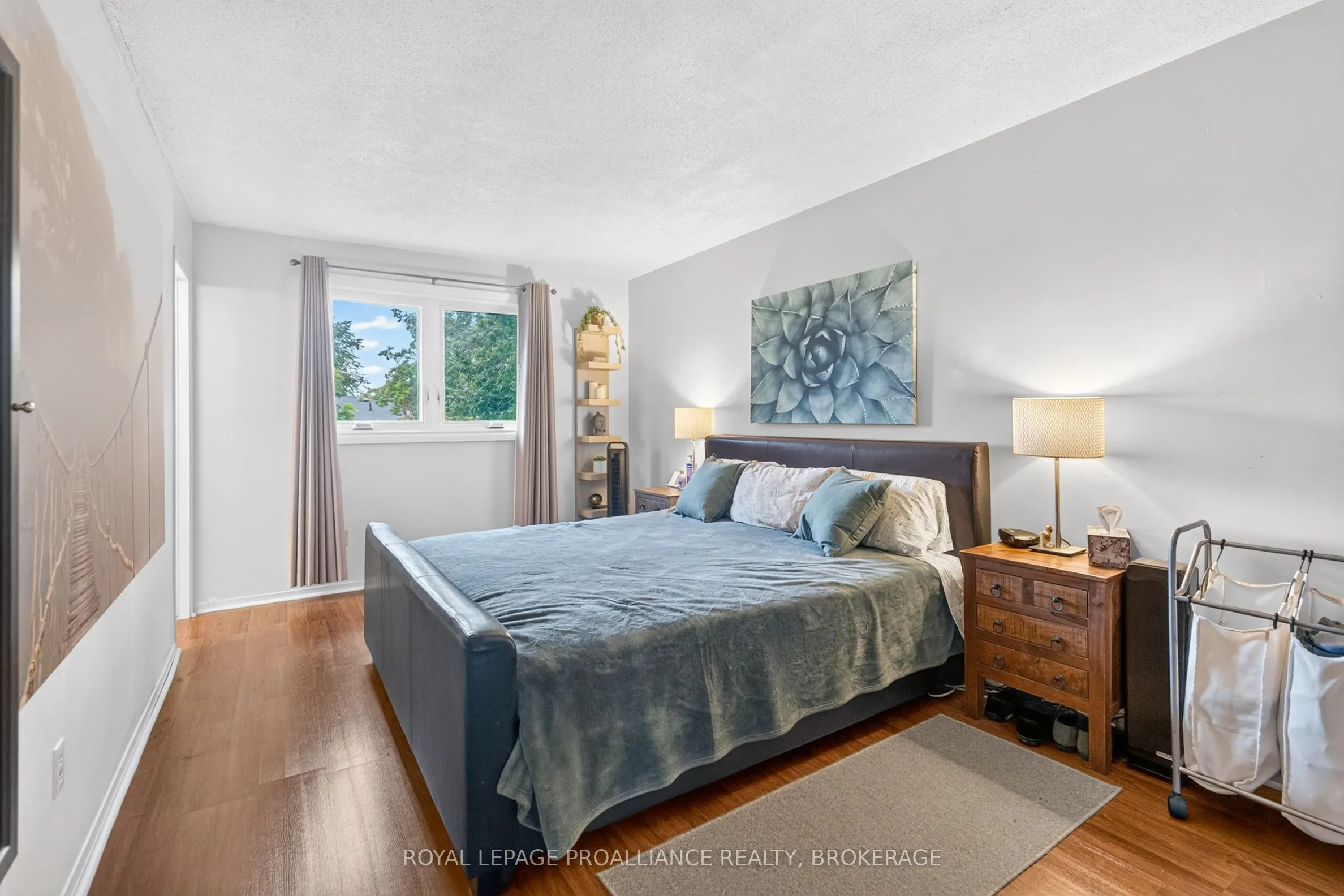 24 Balmoral Court