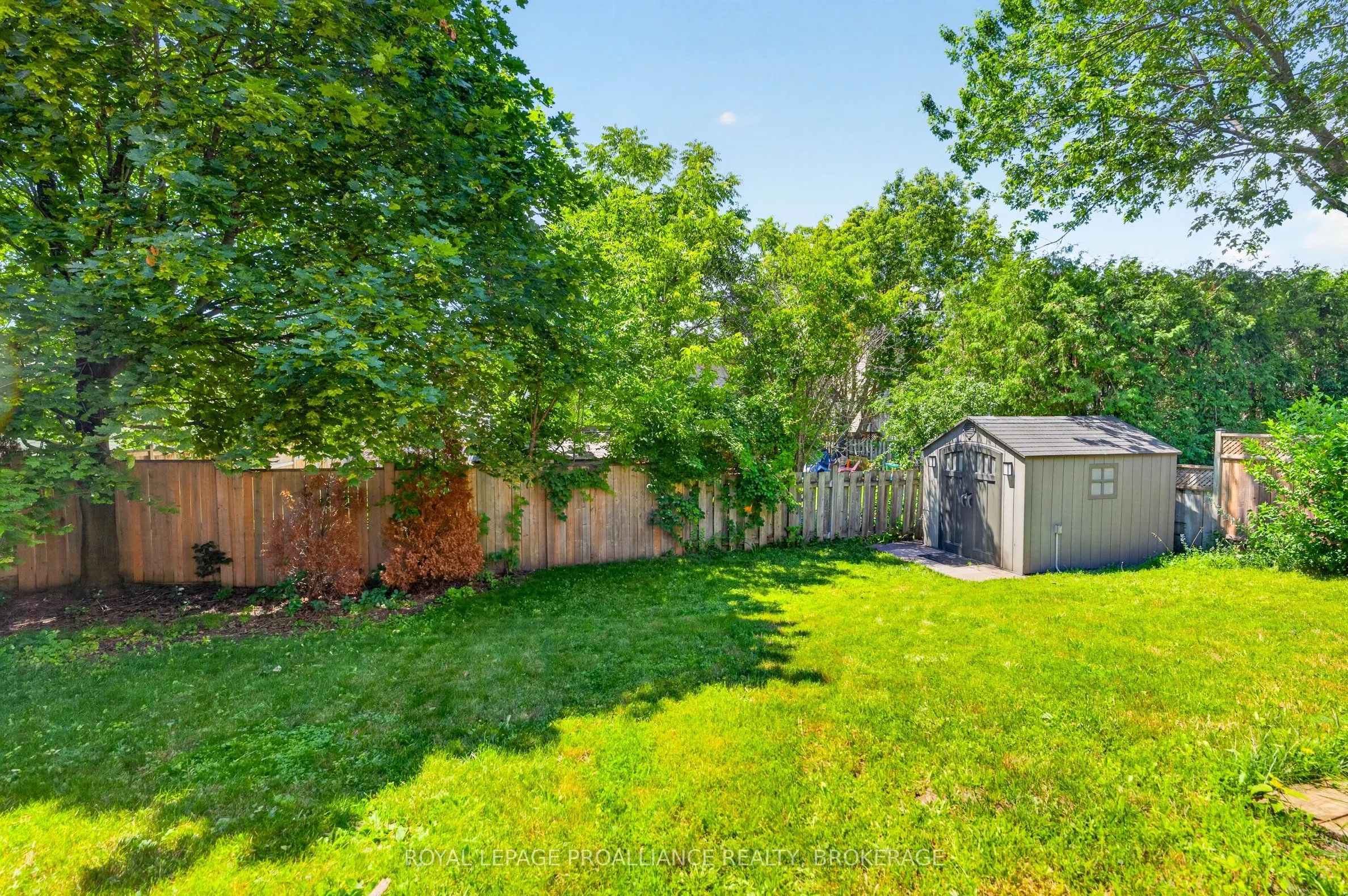 24 Balmoral Court