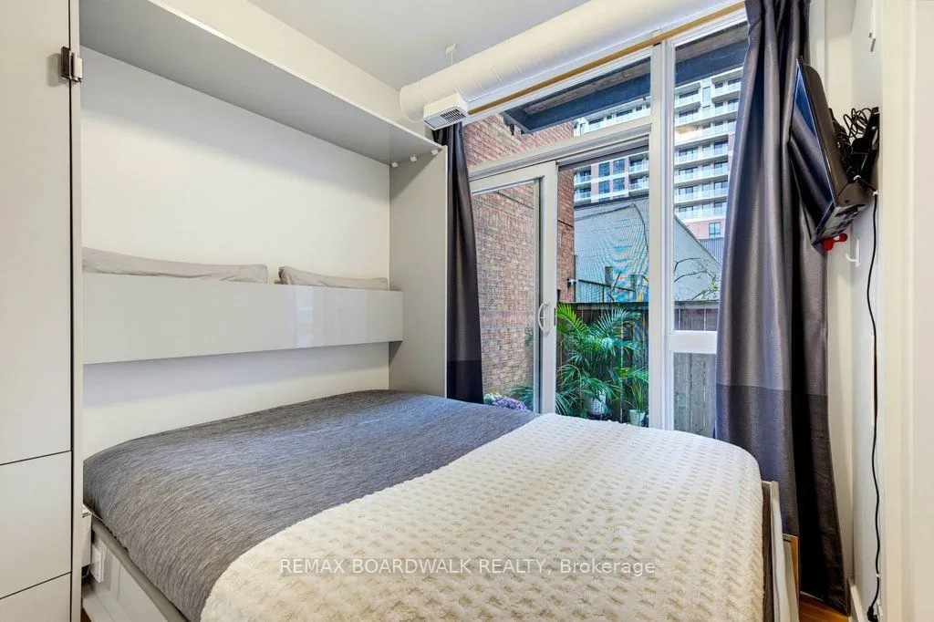 360 Cumberland Street #104