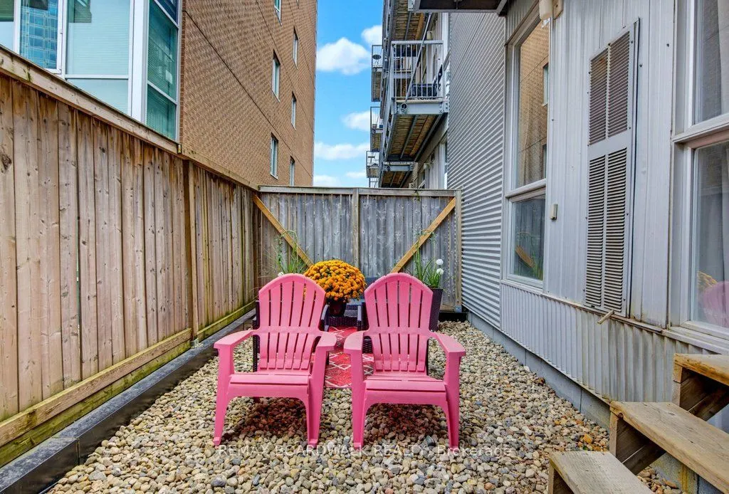 360 Cumberland Street #104