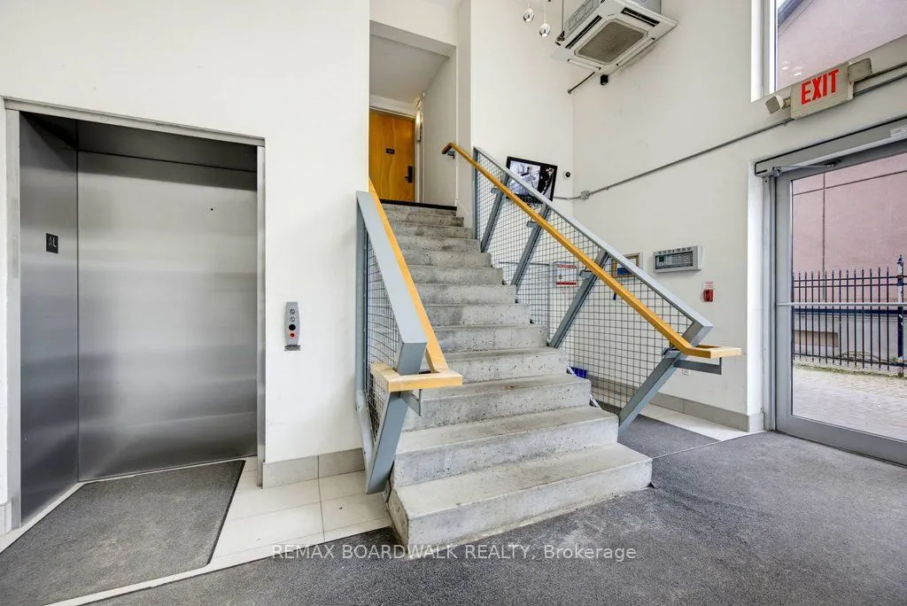 360 Cumberland Street #104