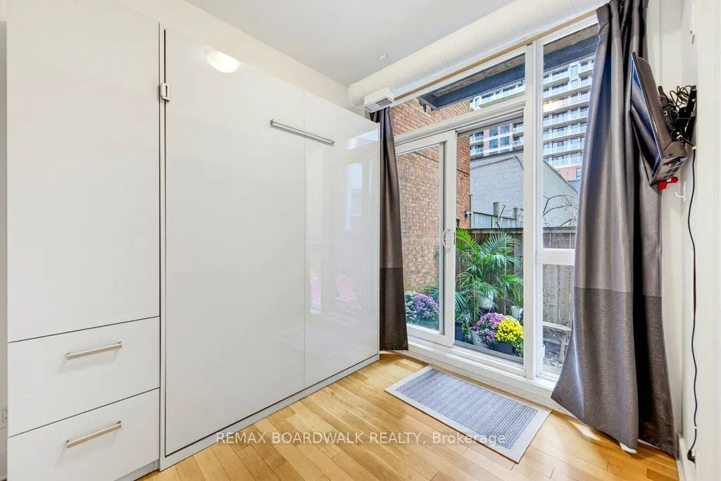 360 Cumberland Street #104