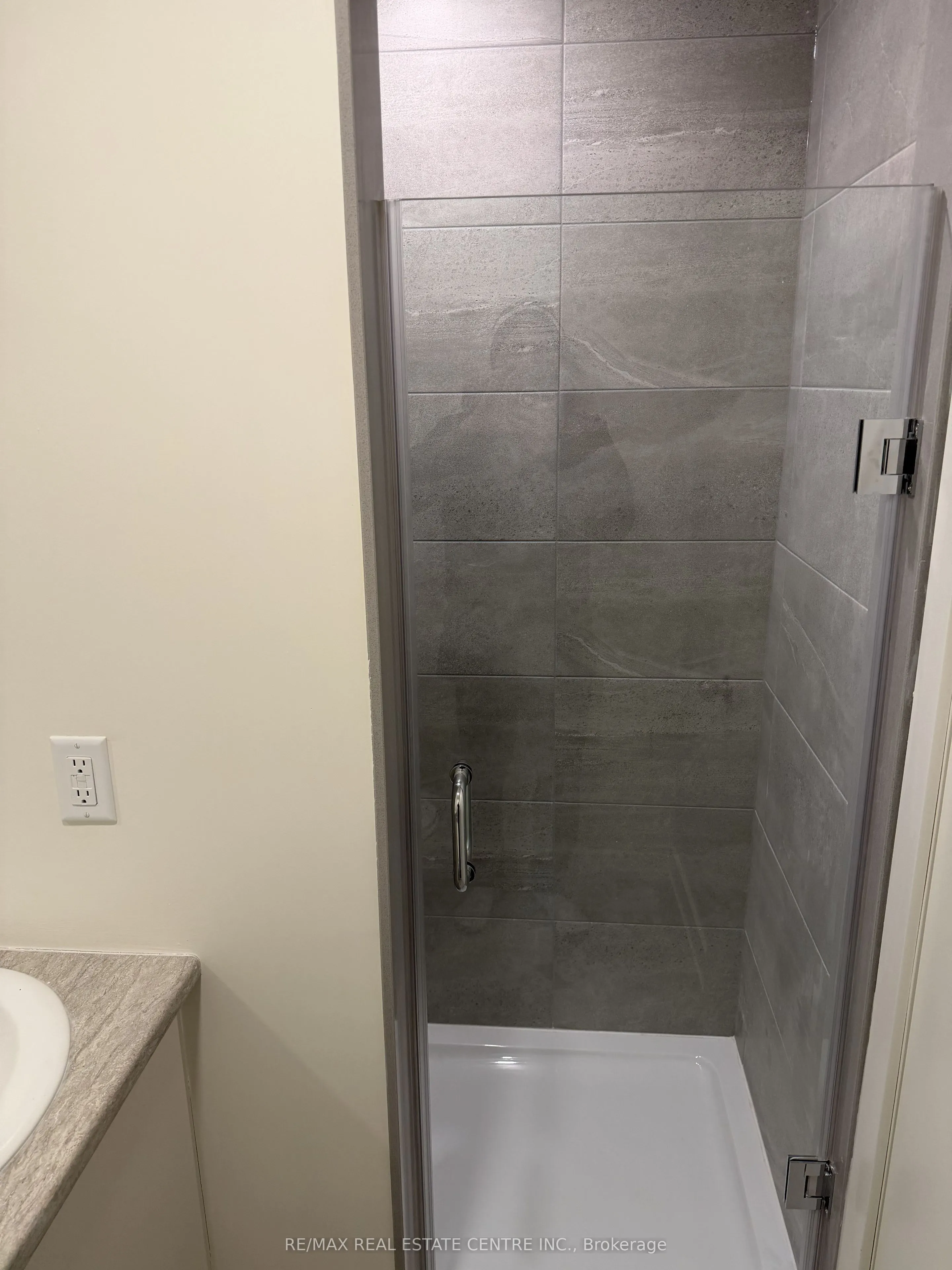 16 Melbourne Avenue #Suite 334 (302C)