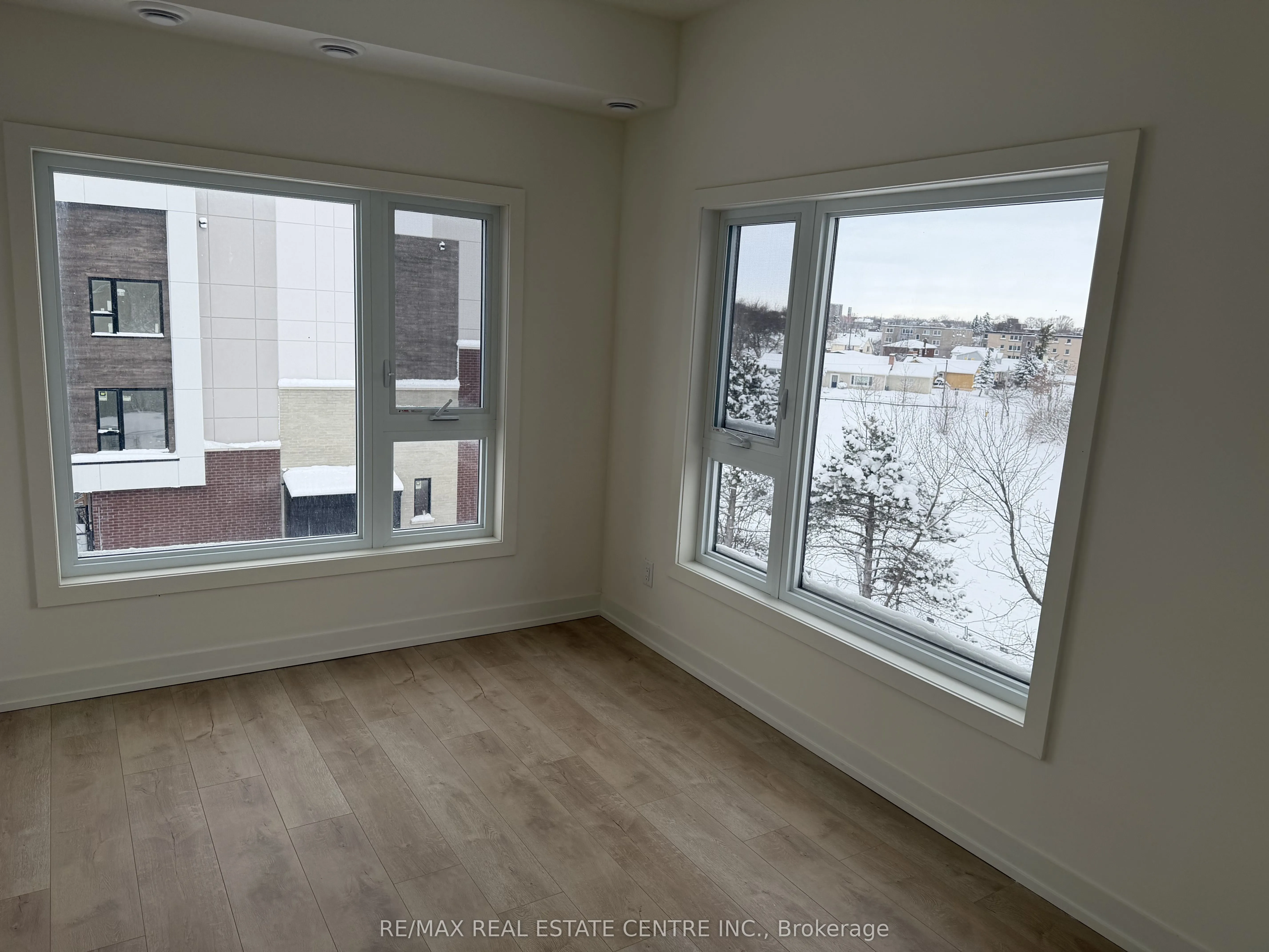 16 Melbourne Avenue #Suite 334 (302C)