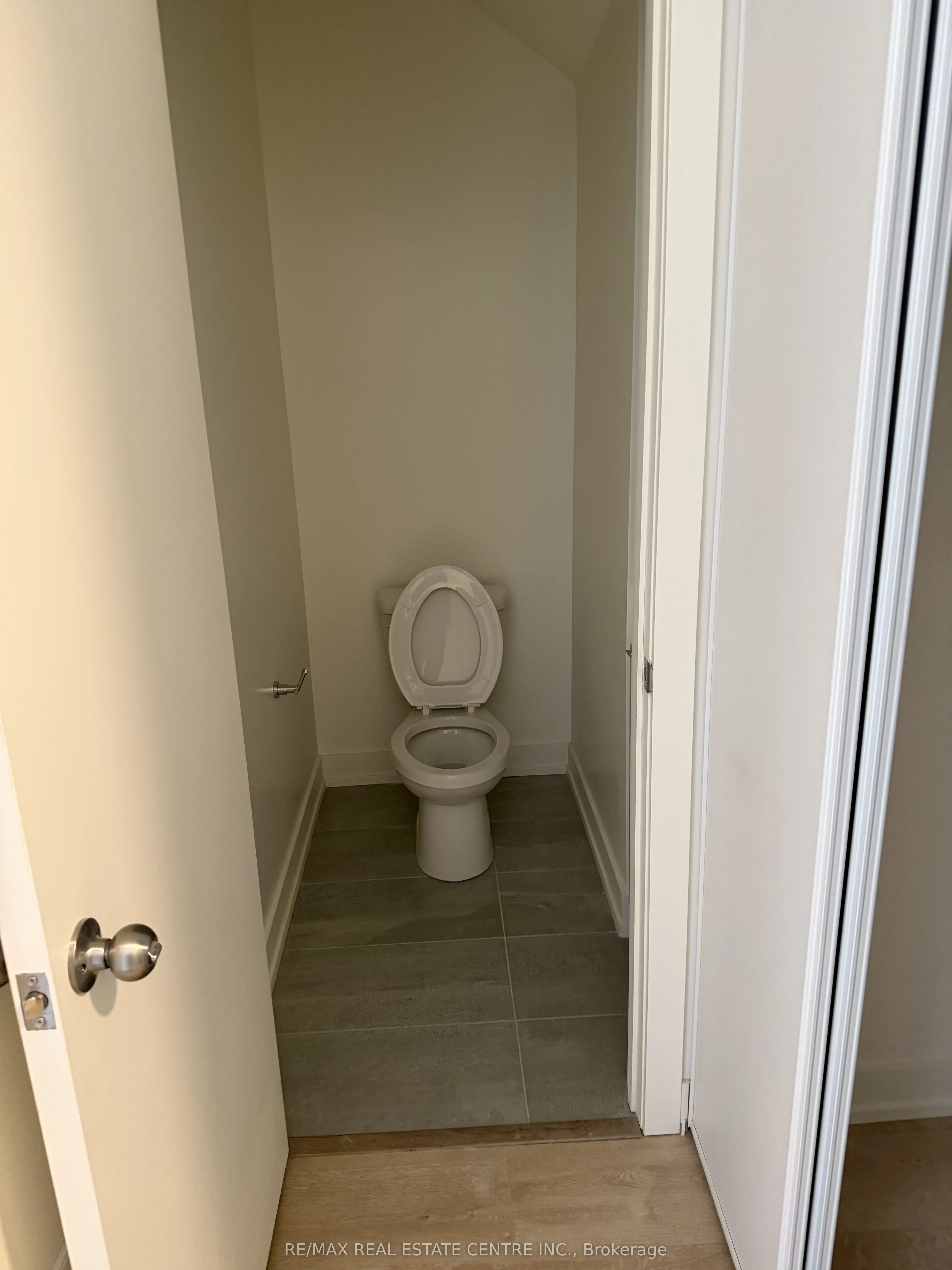16 Melbourne Avenue #Suite 334 (302C)
