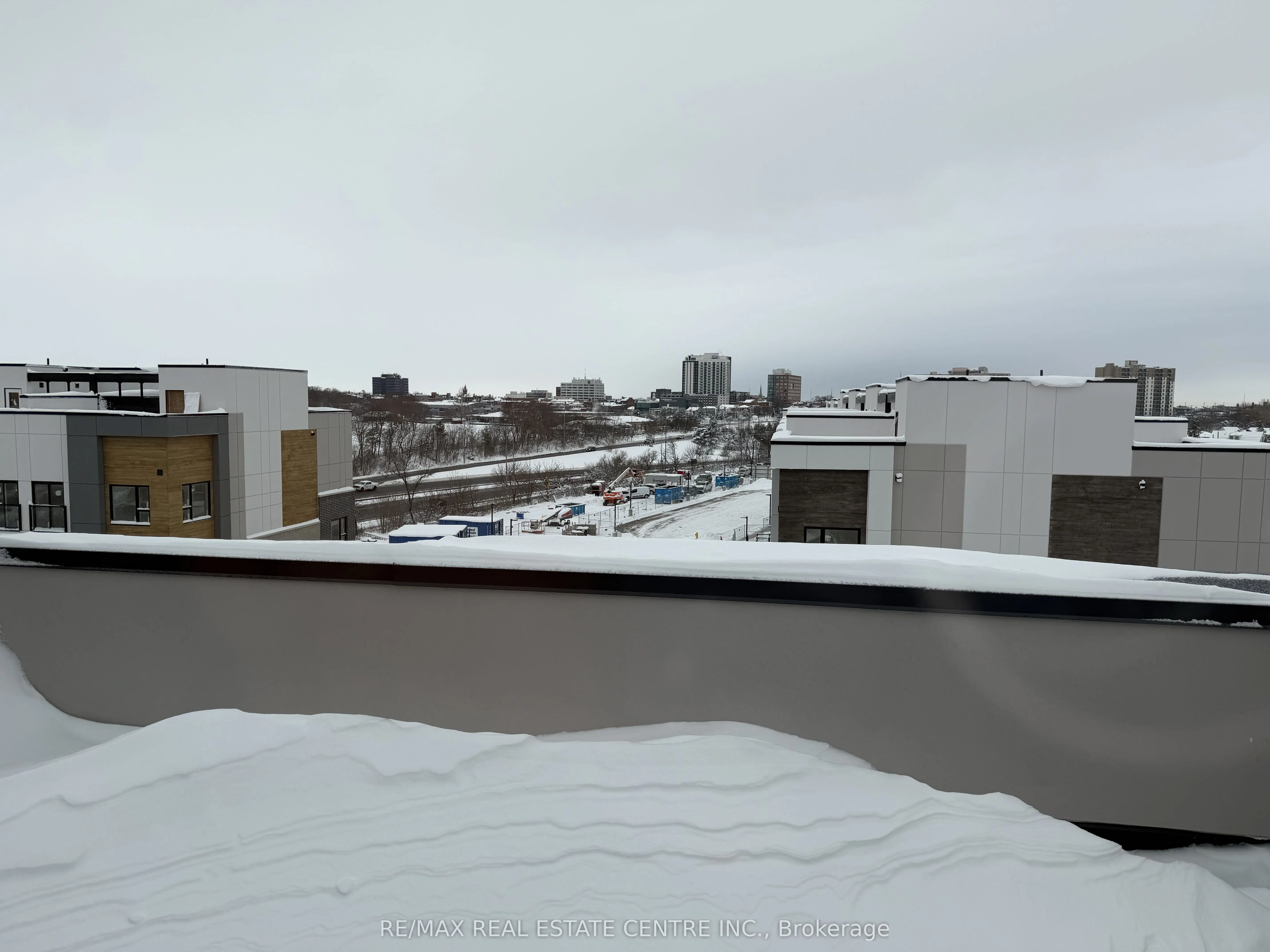 16 Melbourne Avenue #Suite 334 (302C)