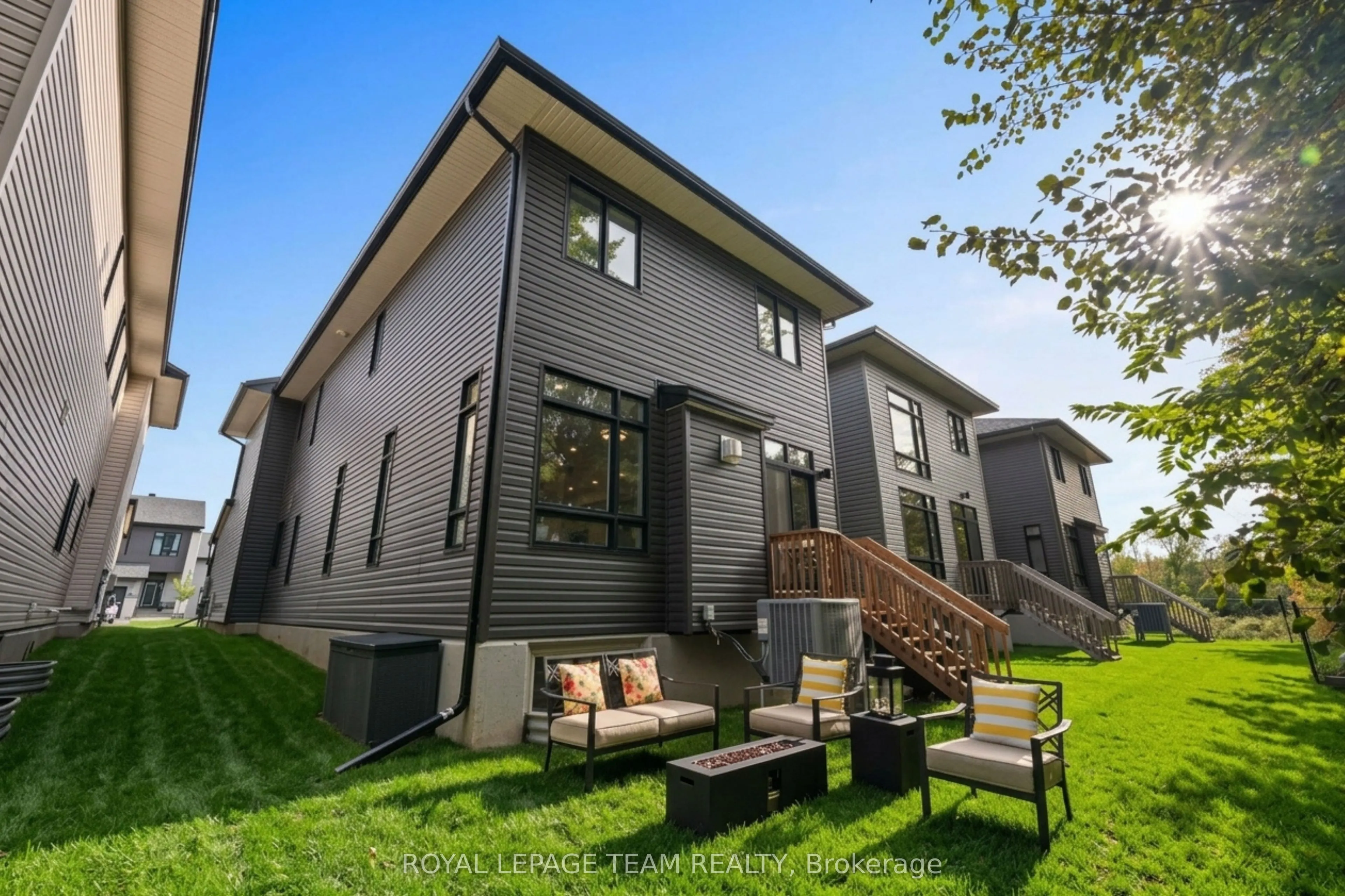 128 Bristol Crescent