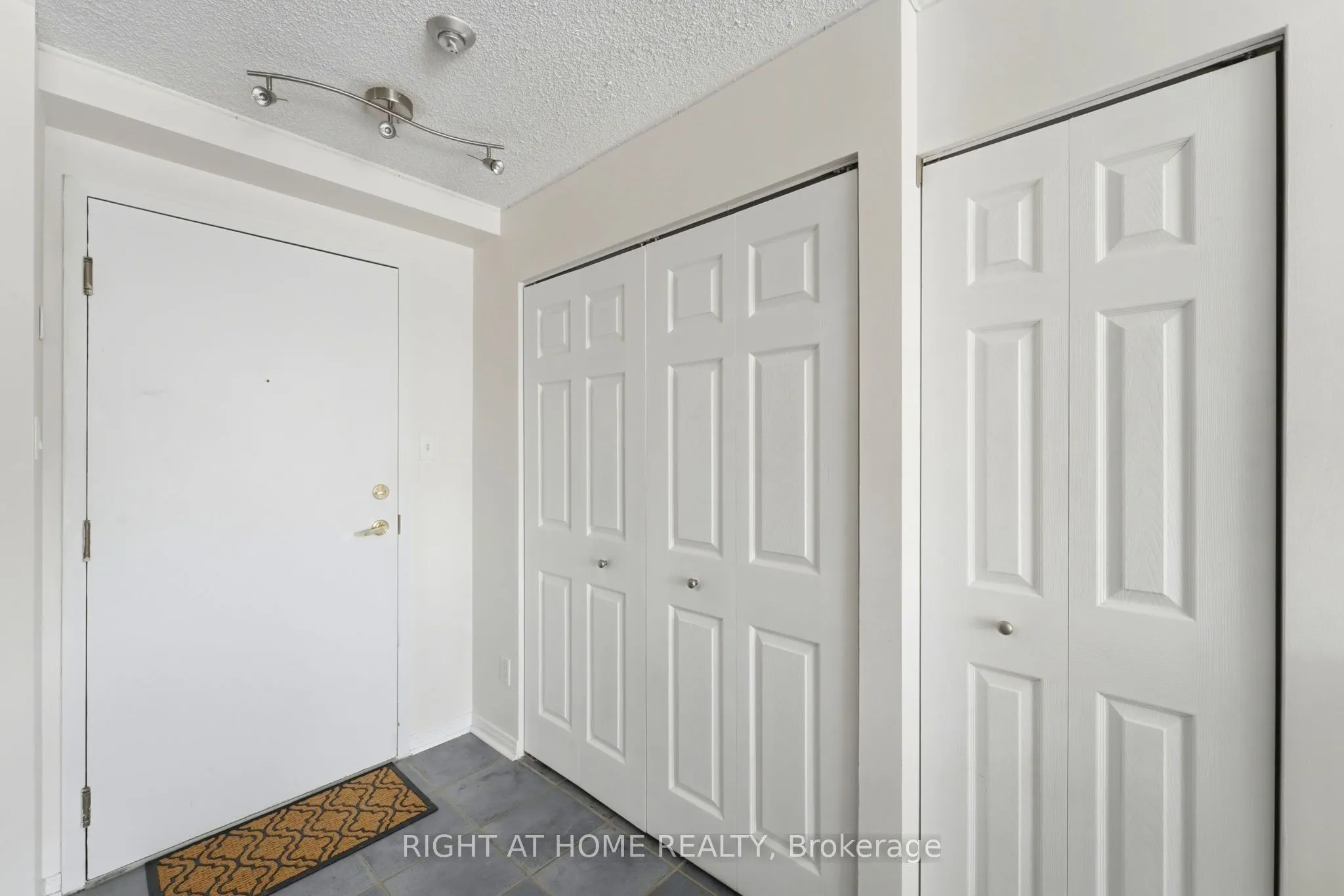 225 Alvin Road N #309