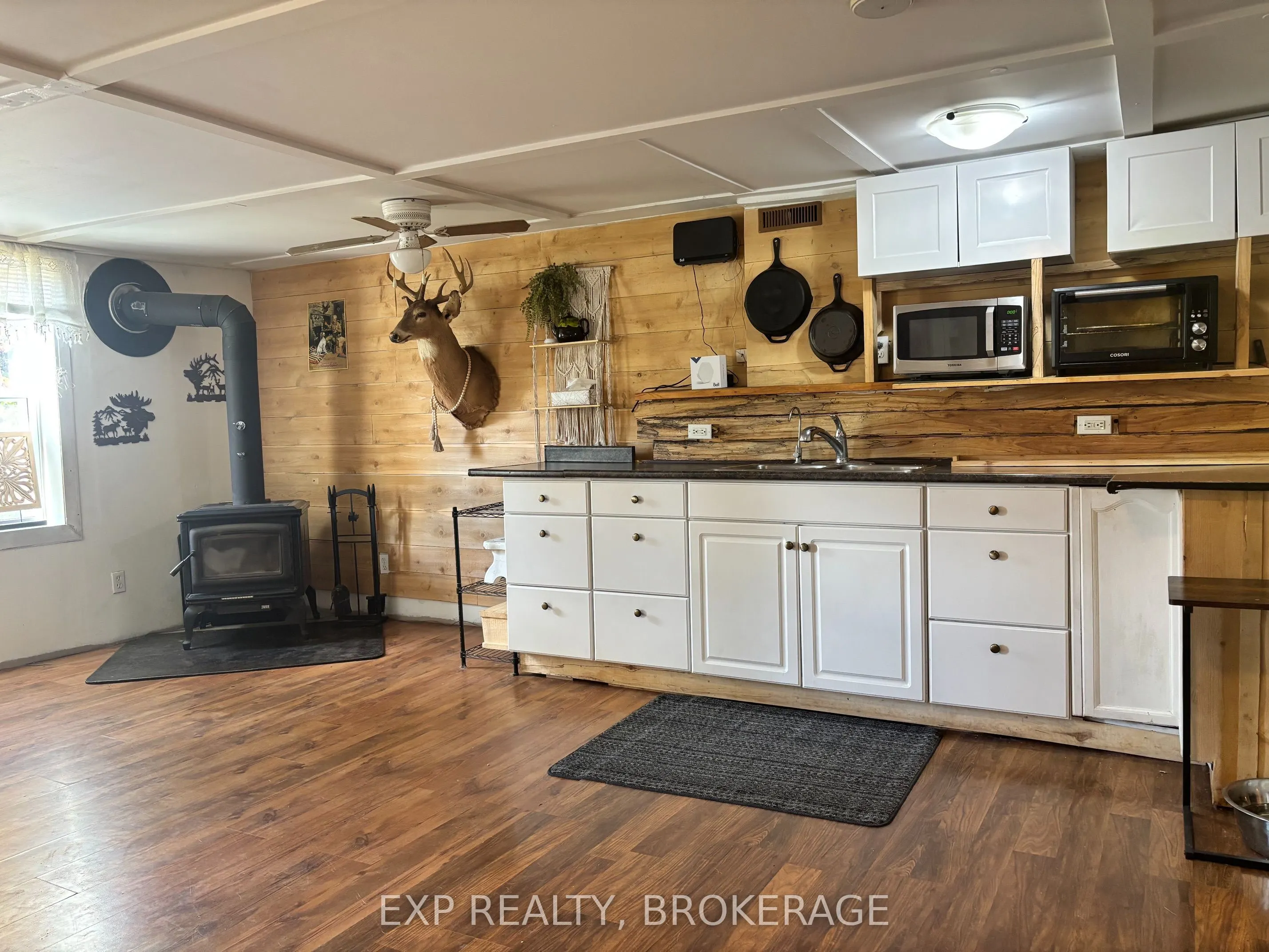 1256 Elm Tree Road