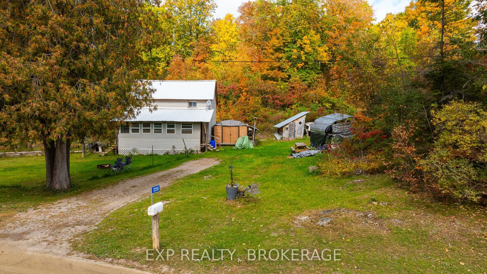 1256 Elm Tree Road