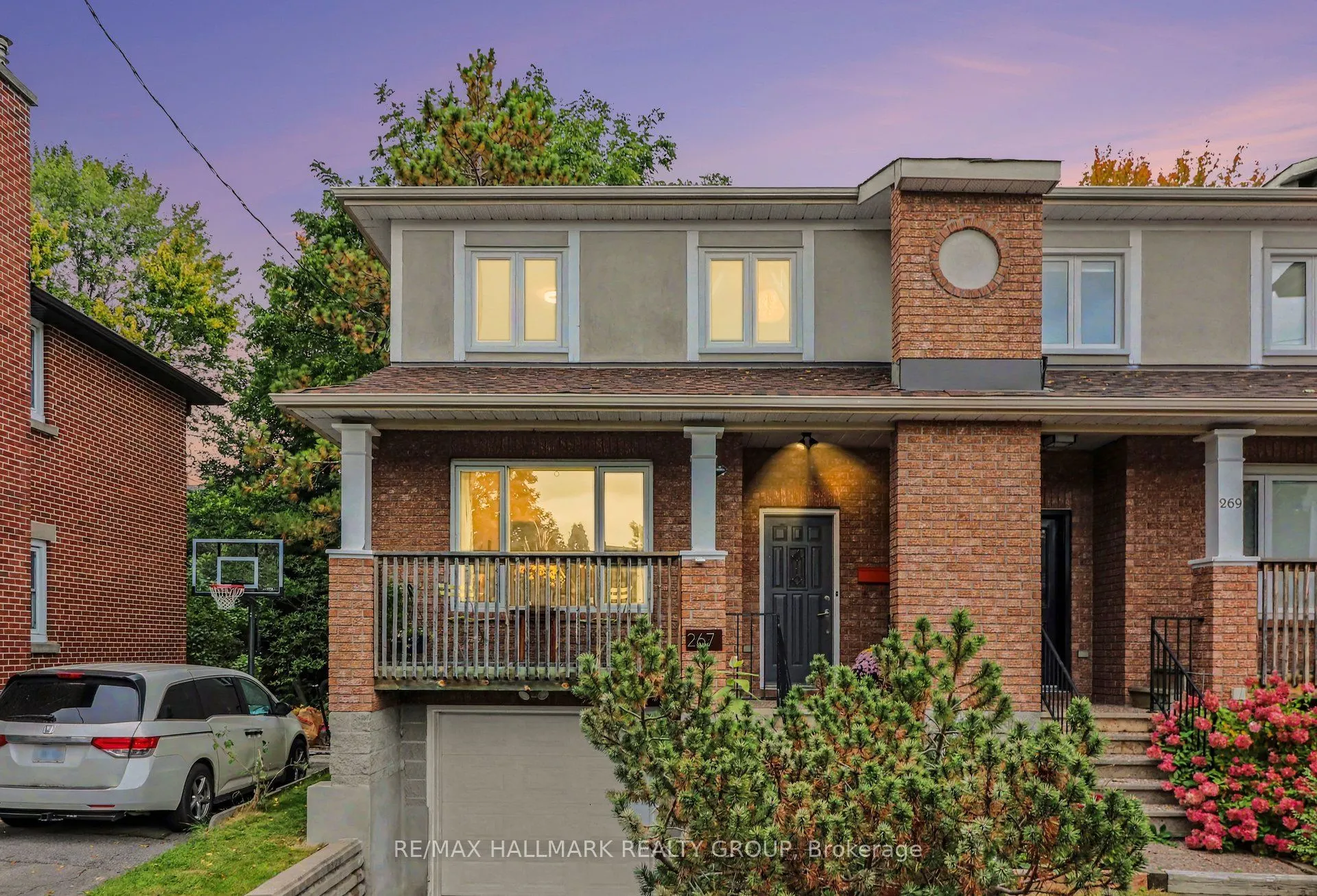 267 St Laurent Boulevard
