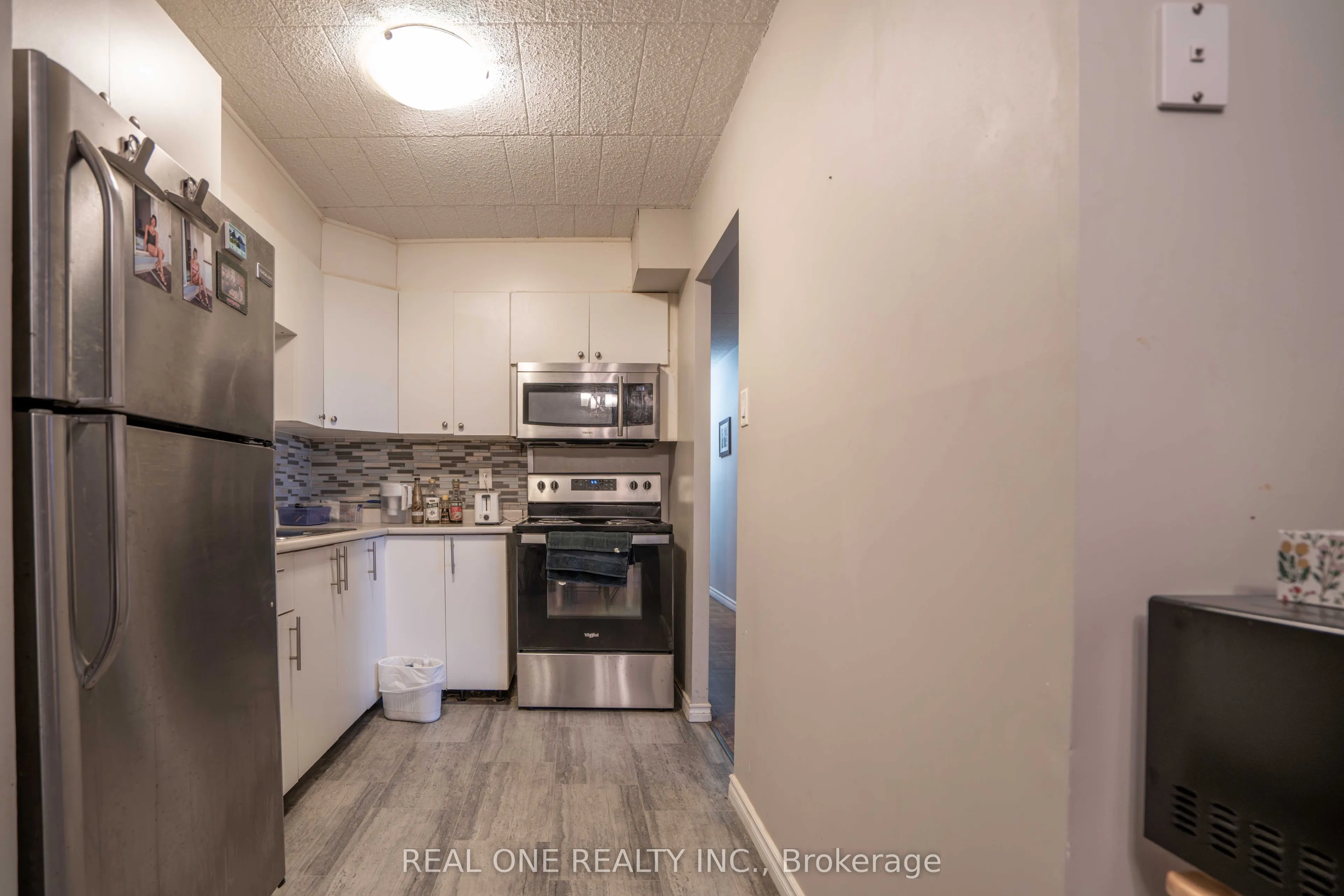 6 walton Avenue #204