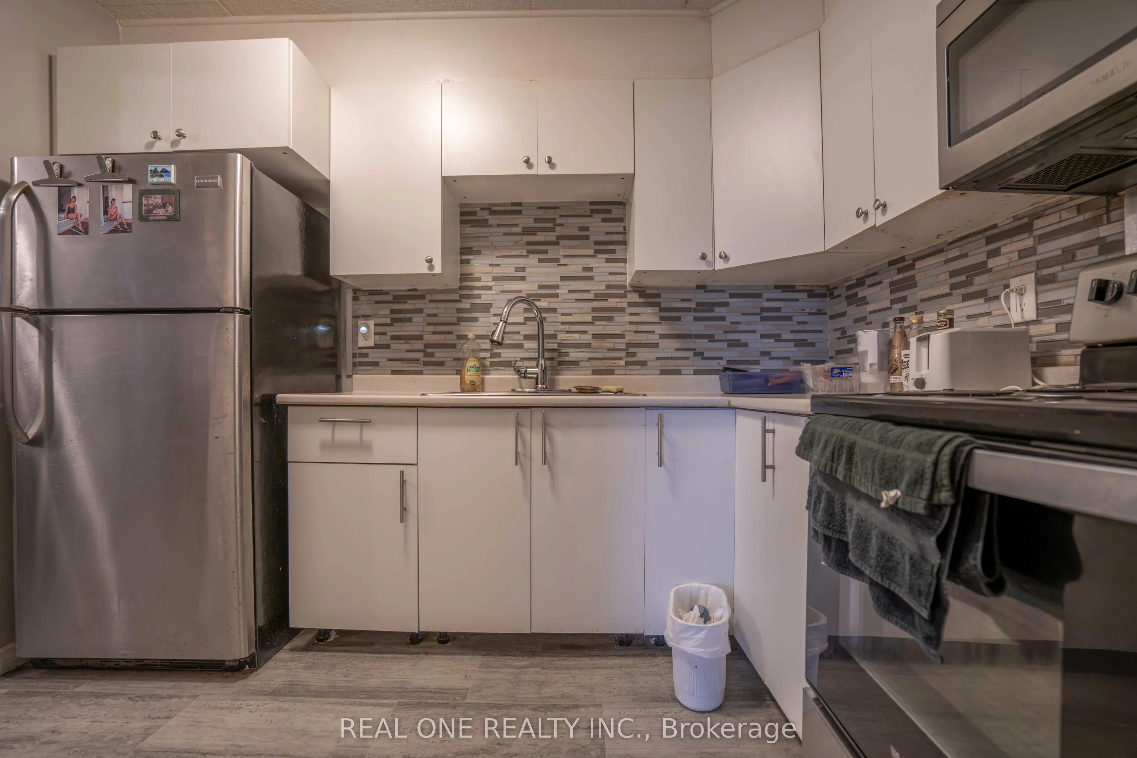 6 walton Avenue #204