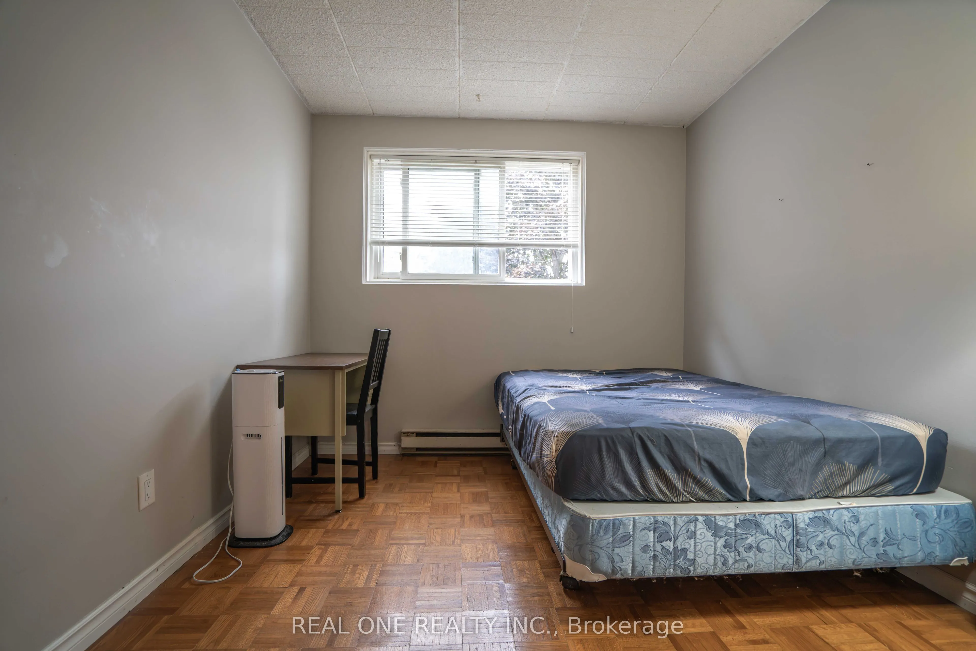 6 walton Avenue #204