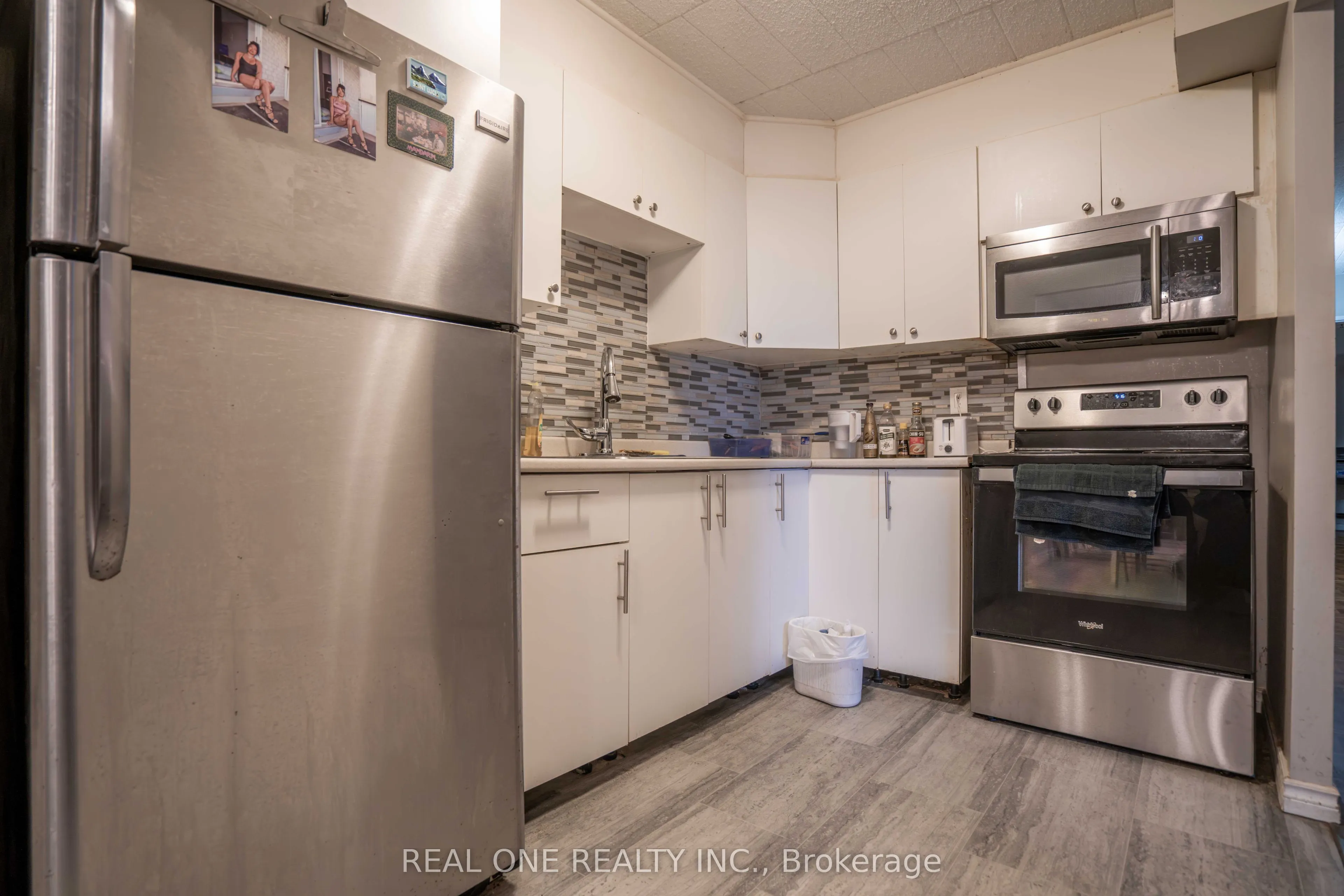 6 walton Avenue #204