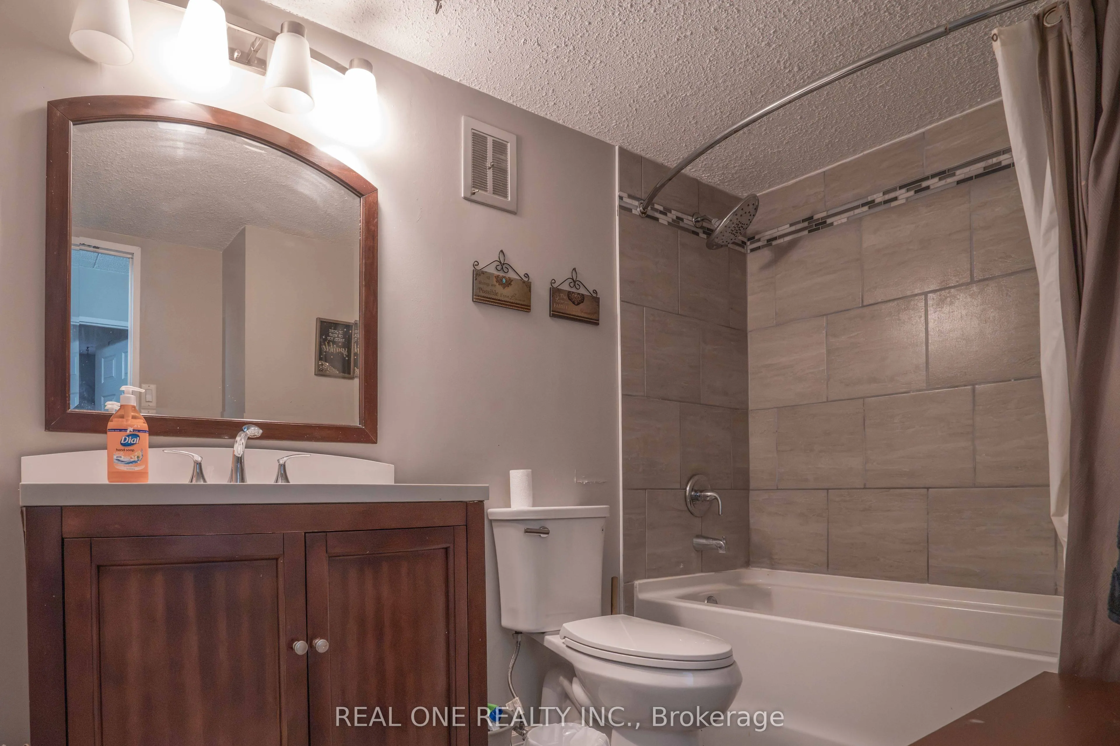 6 walton Avenue #204