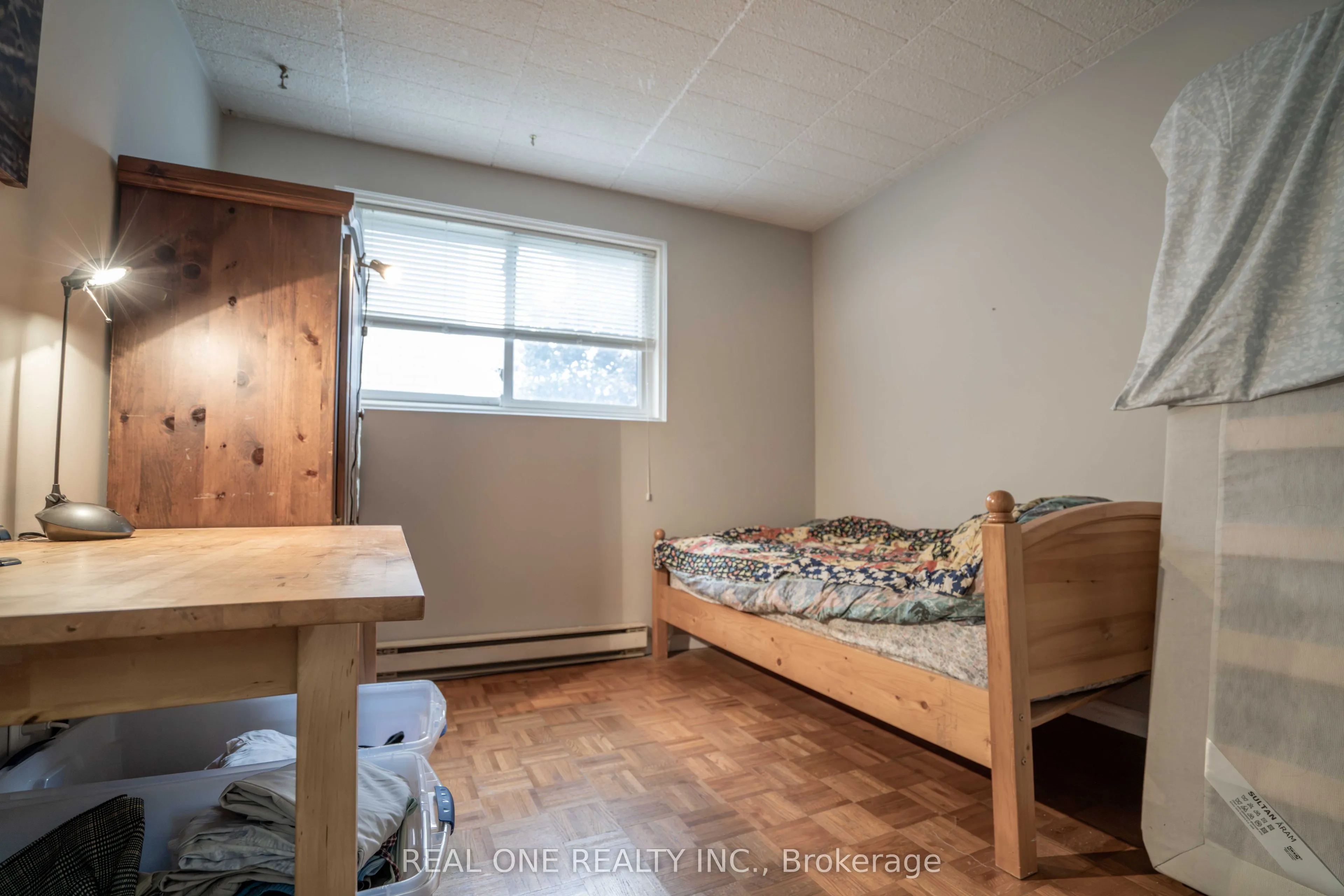6 walton Avenue #204