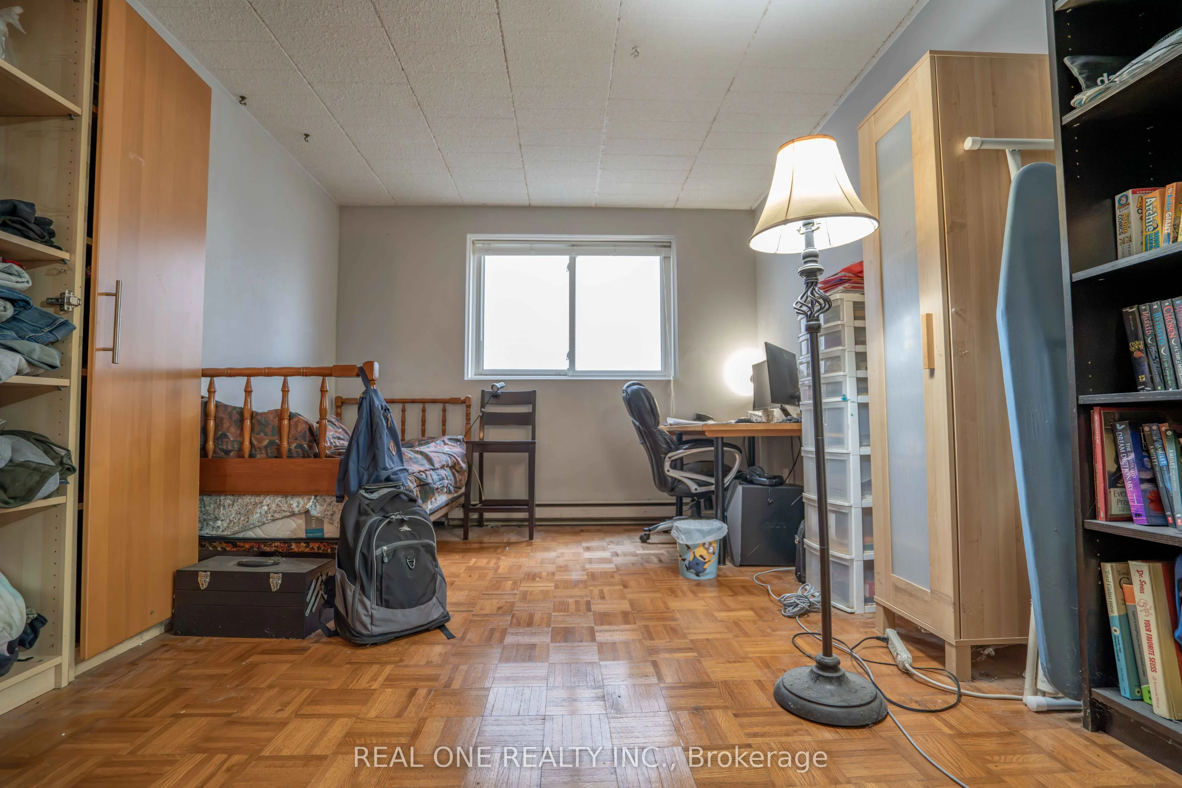 6 walton Avenue #204
