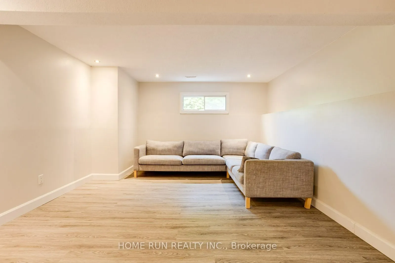 2 Caribou Avenue