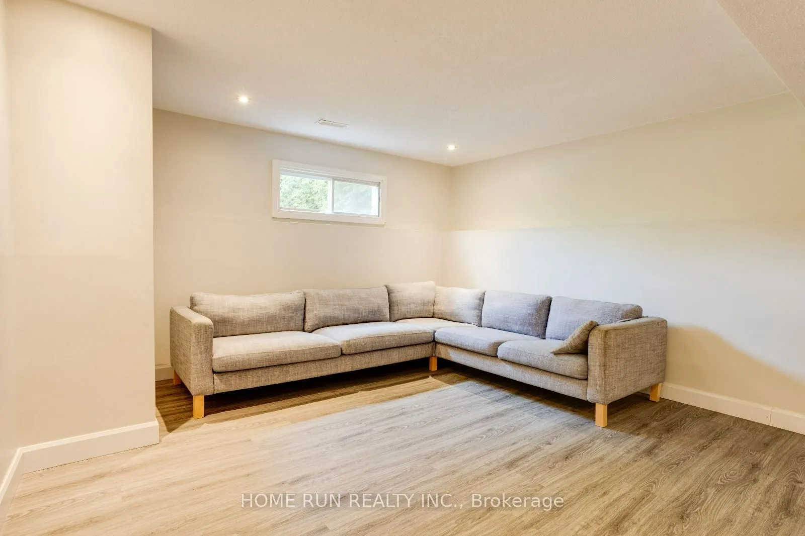 2 Caribou Avenue