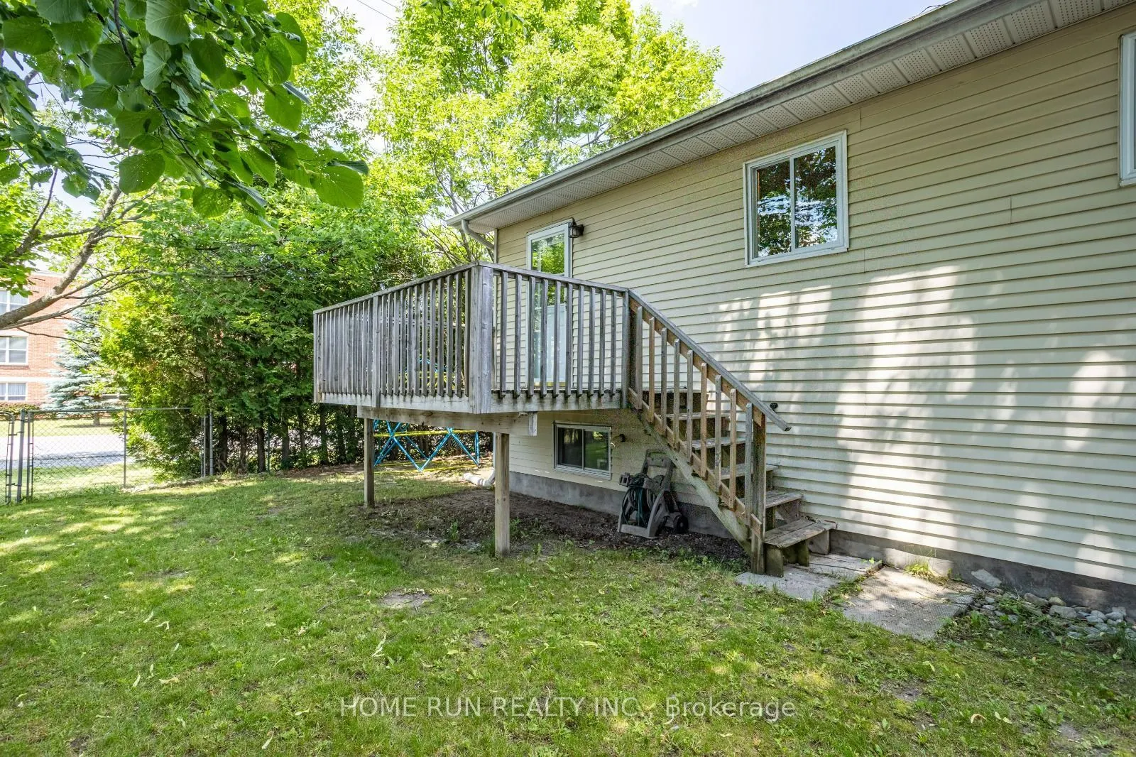 2 Caribou Avenue