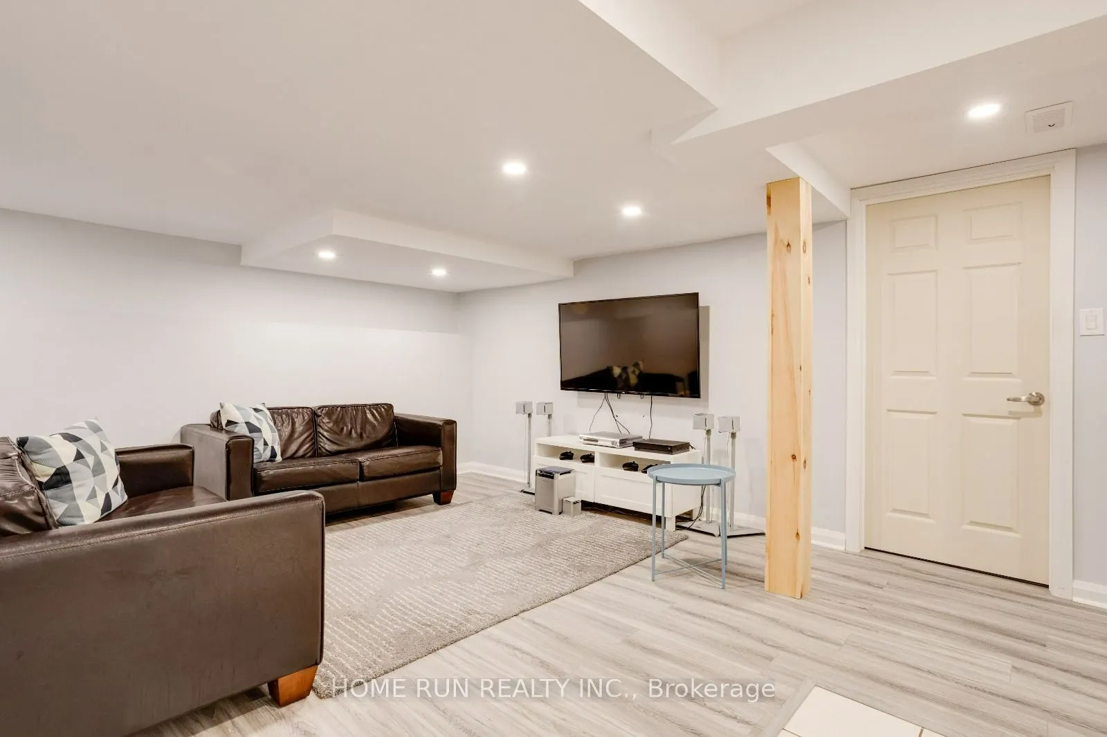 2 Caribou Avenue